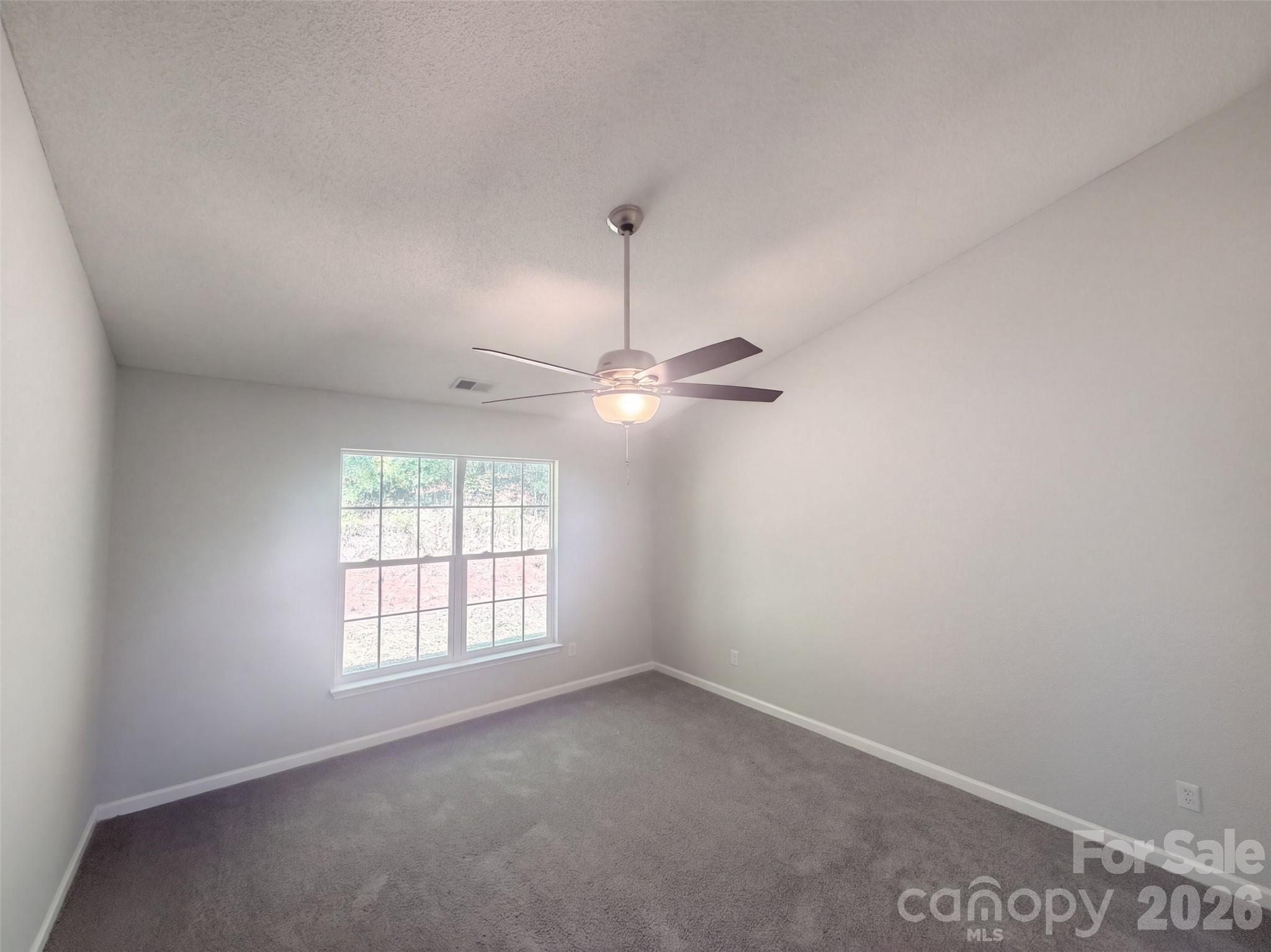 2094 Chapel Creek Road Property Photo 4