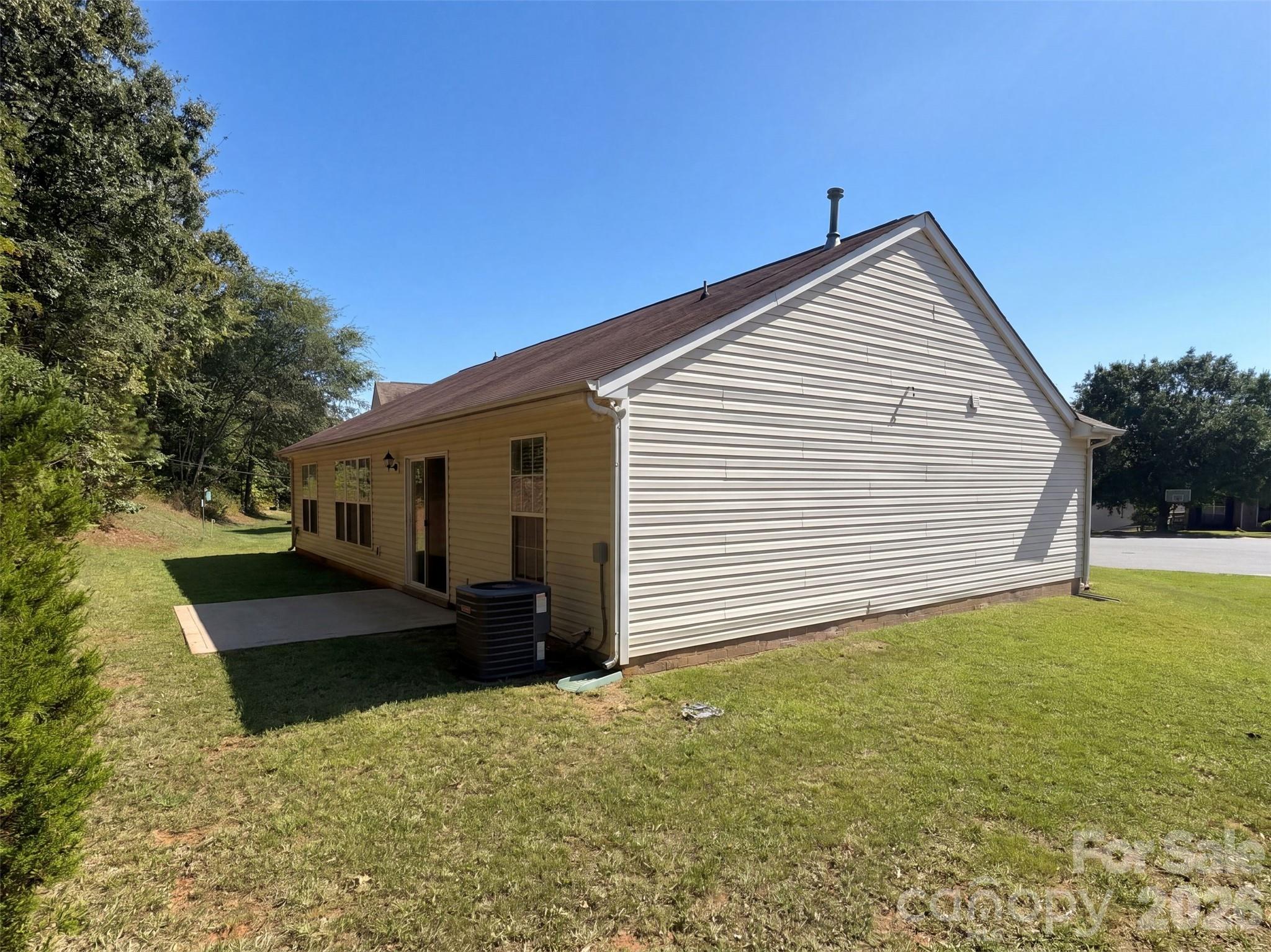 2094 Chapel Creek Road Property Photo 21