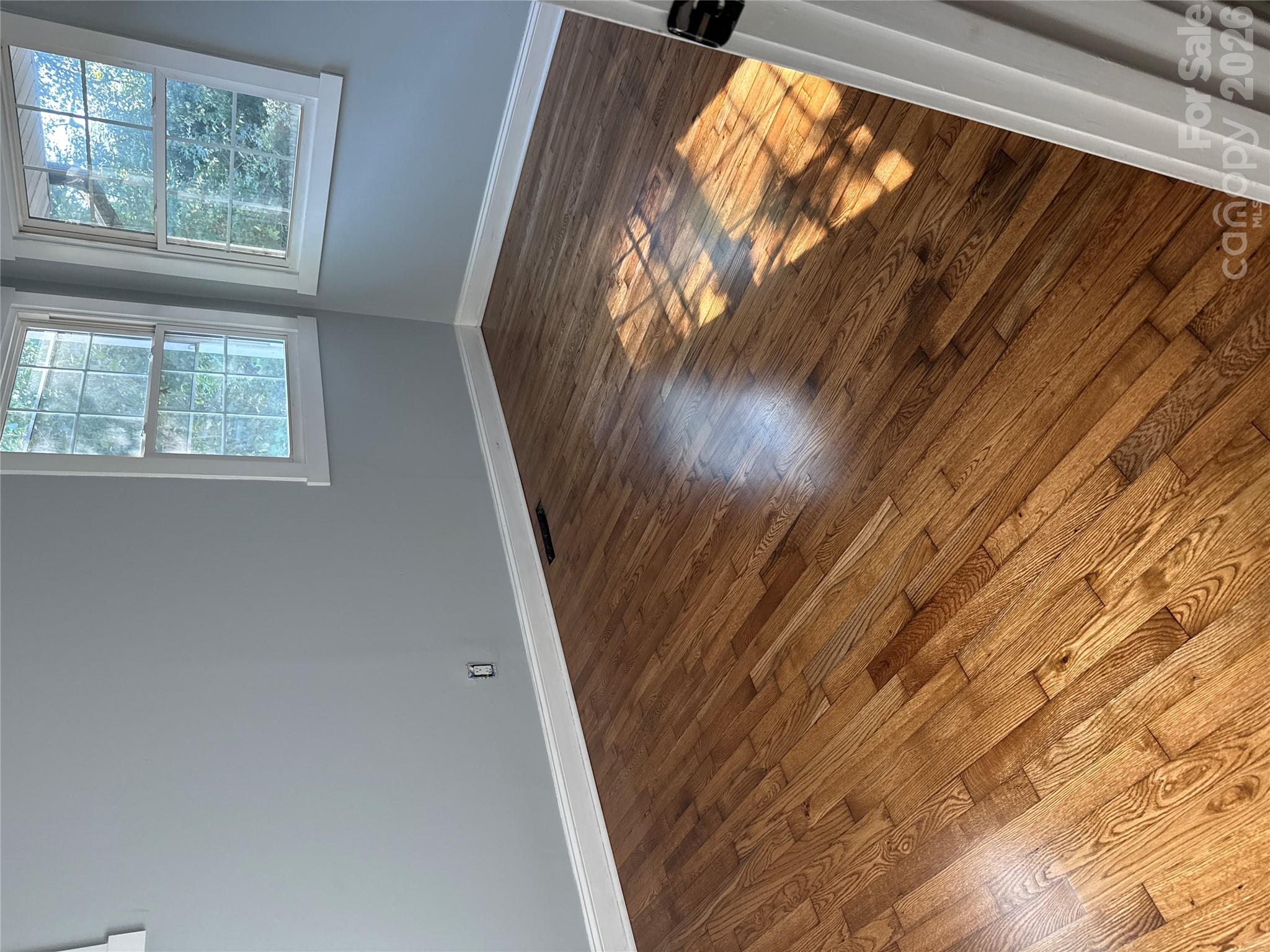 1929 Grier Avenue Property Photo 3