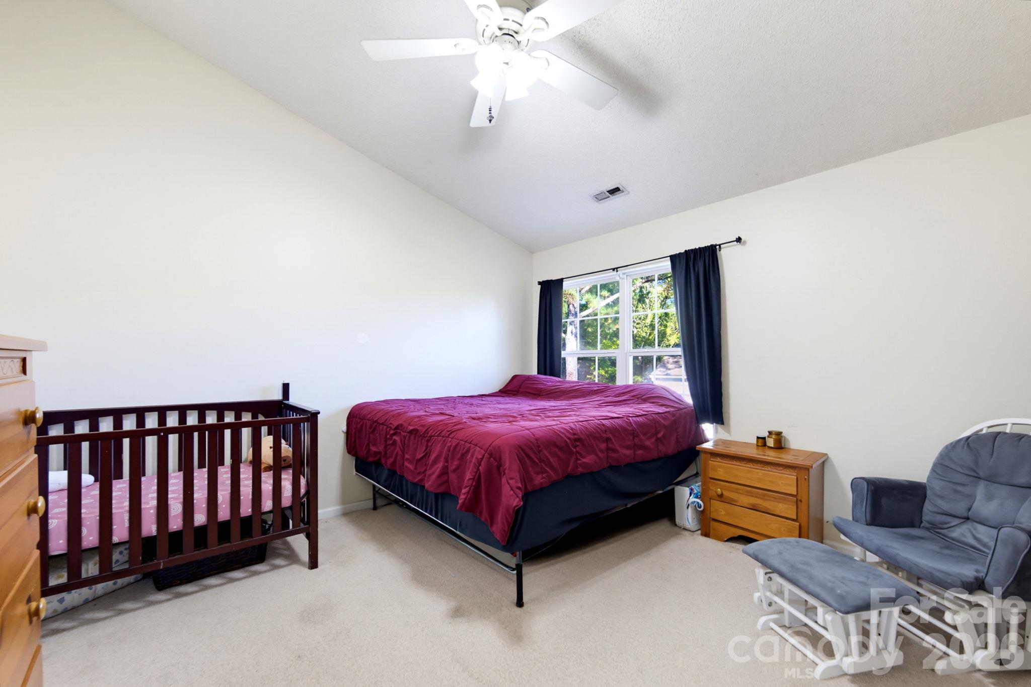 4012 Ashby Lane Property Photo 13