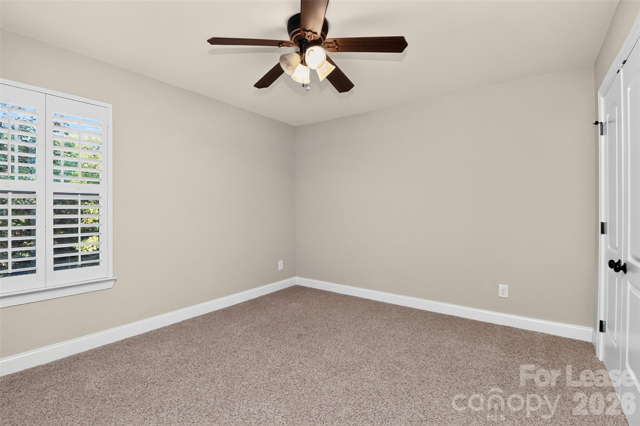 20031 Northport Drive Property Photo 27