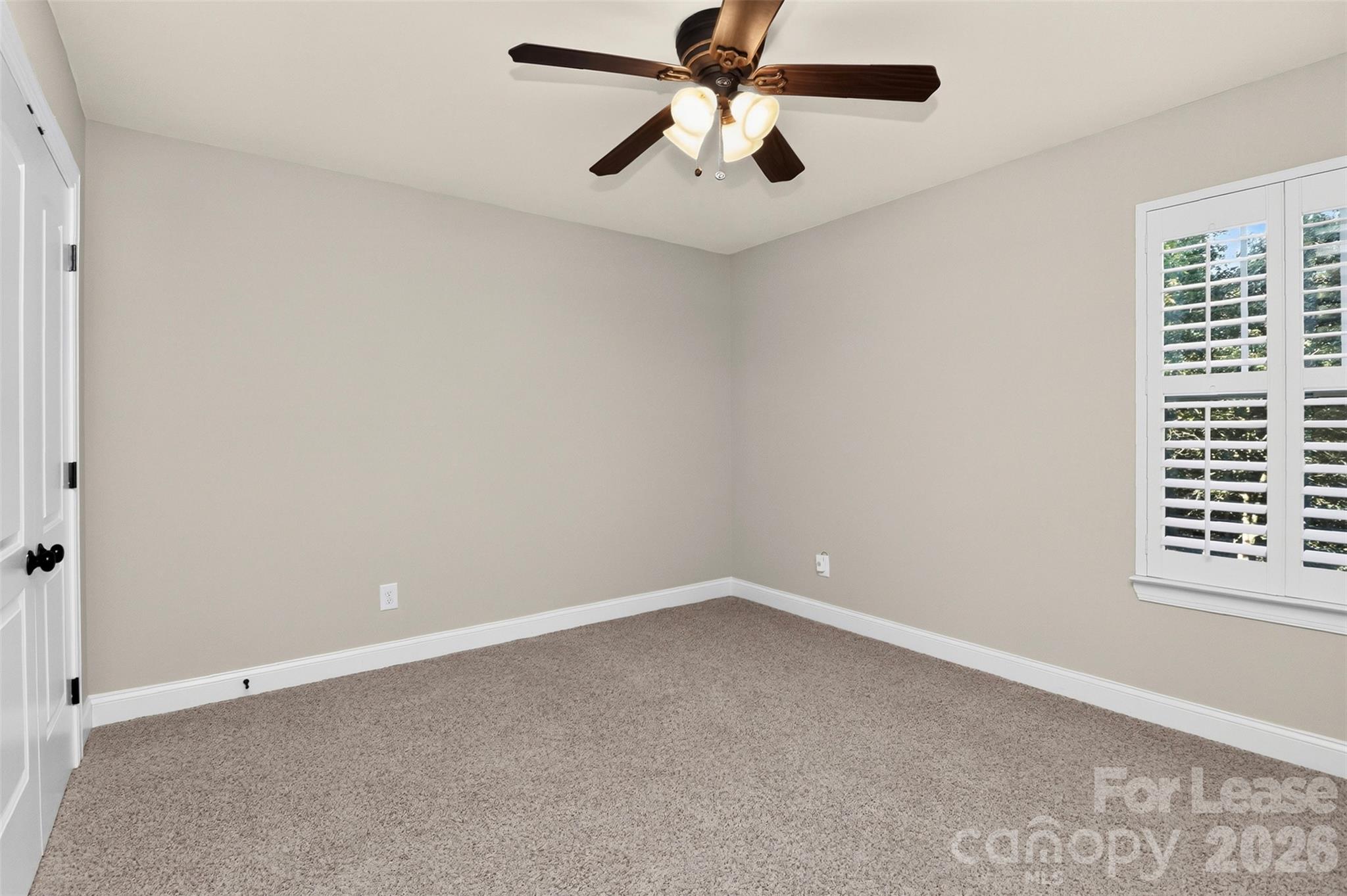 20031 Northport Drive Property Photo 29