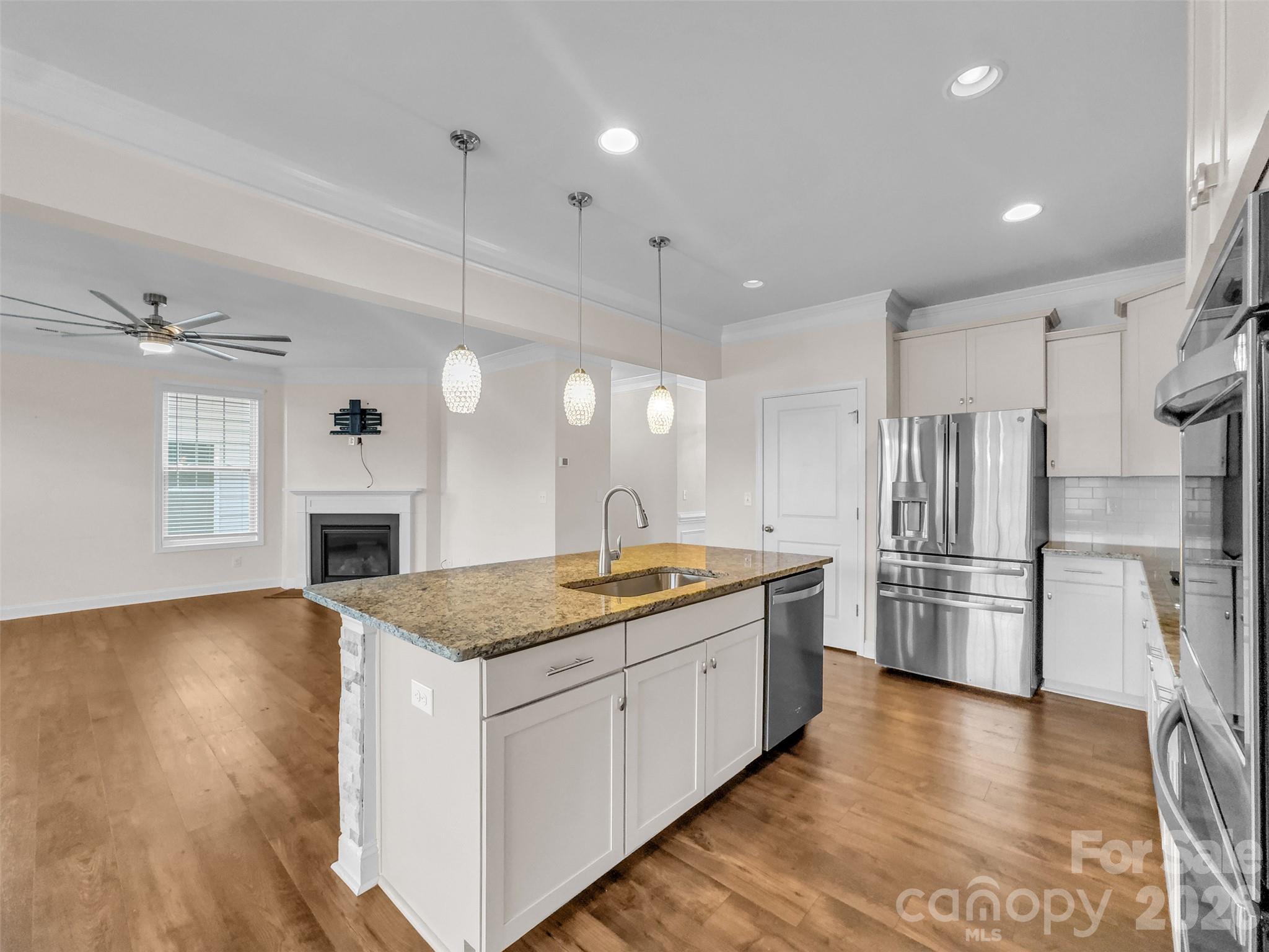 2045 Saddlebred Drive Property Photo 11