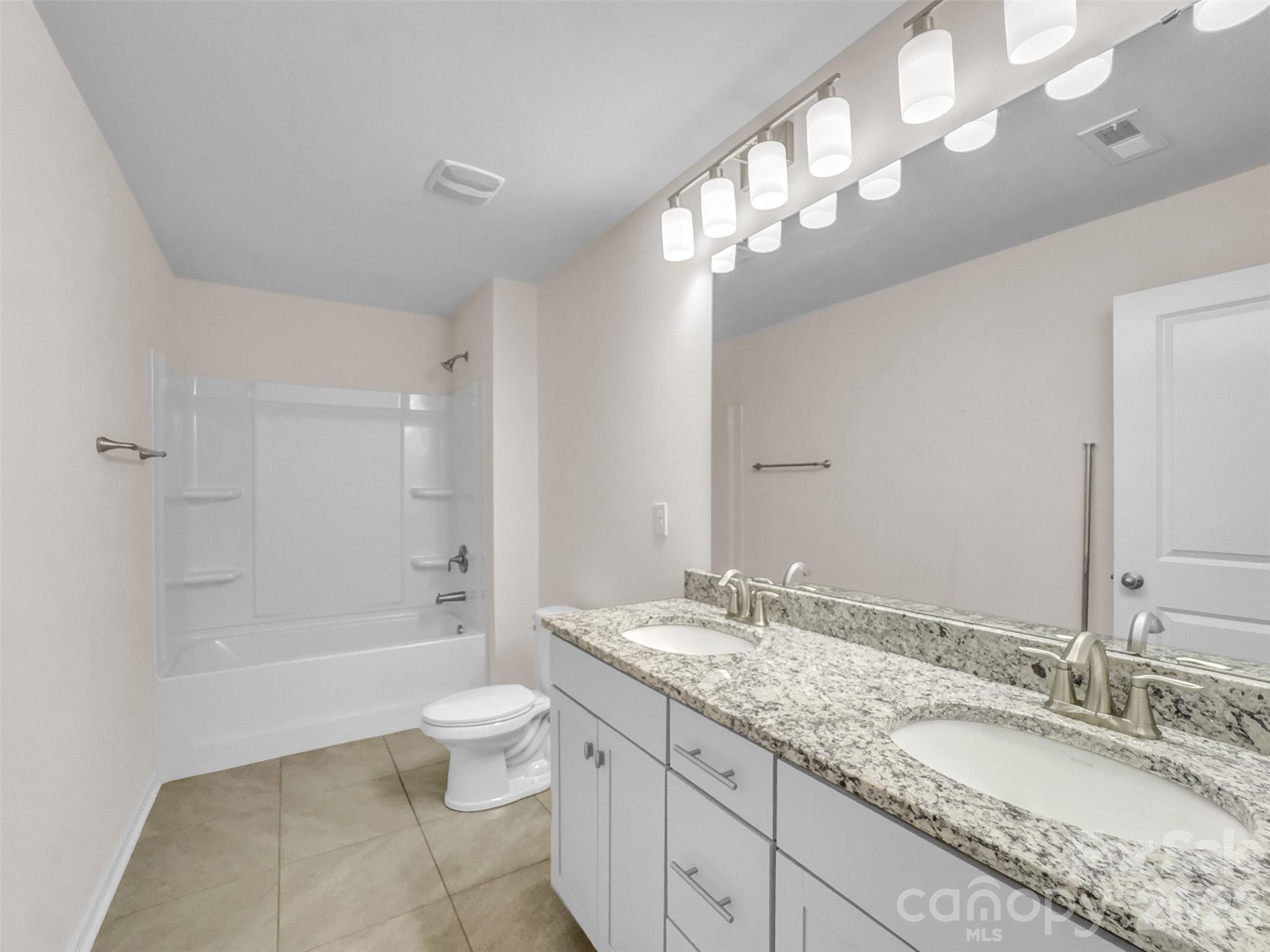 2045 Saddlebred Drive Property Photo 28