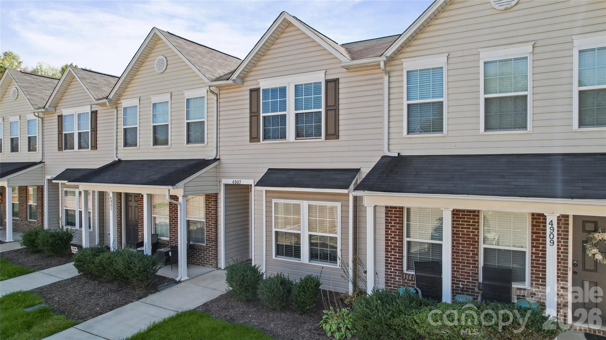 4907 Potter Road Property Photo 1