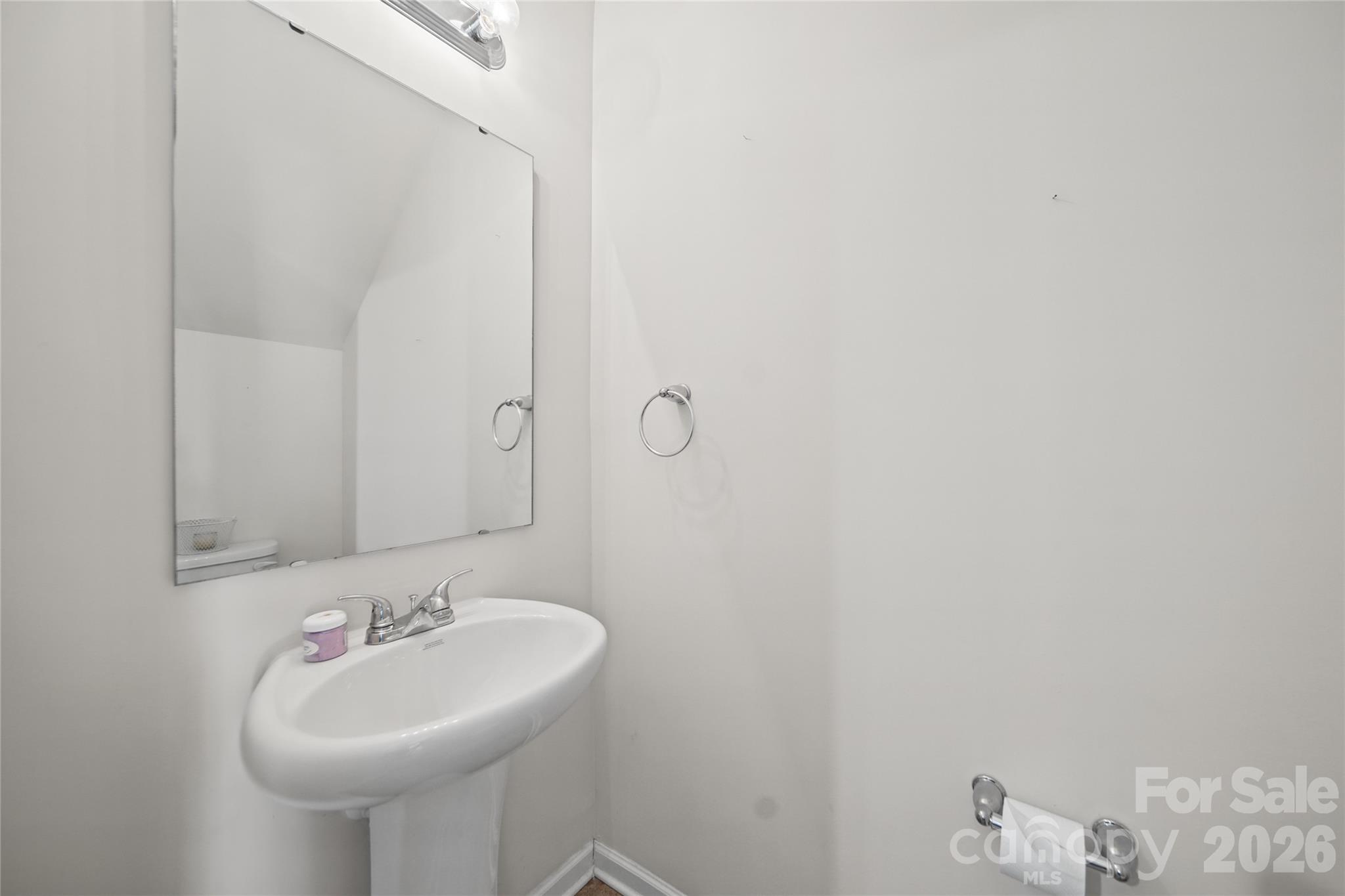 4907 Potter Road Property Photo 14