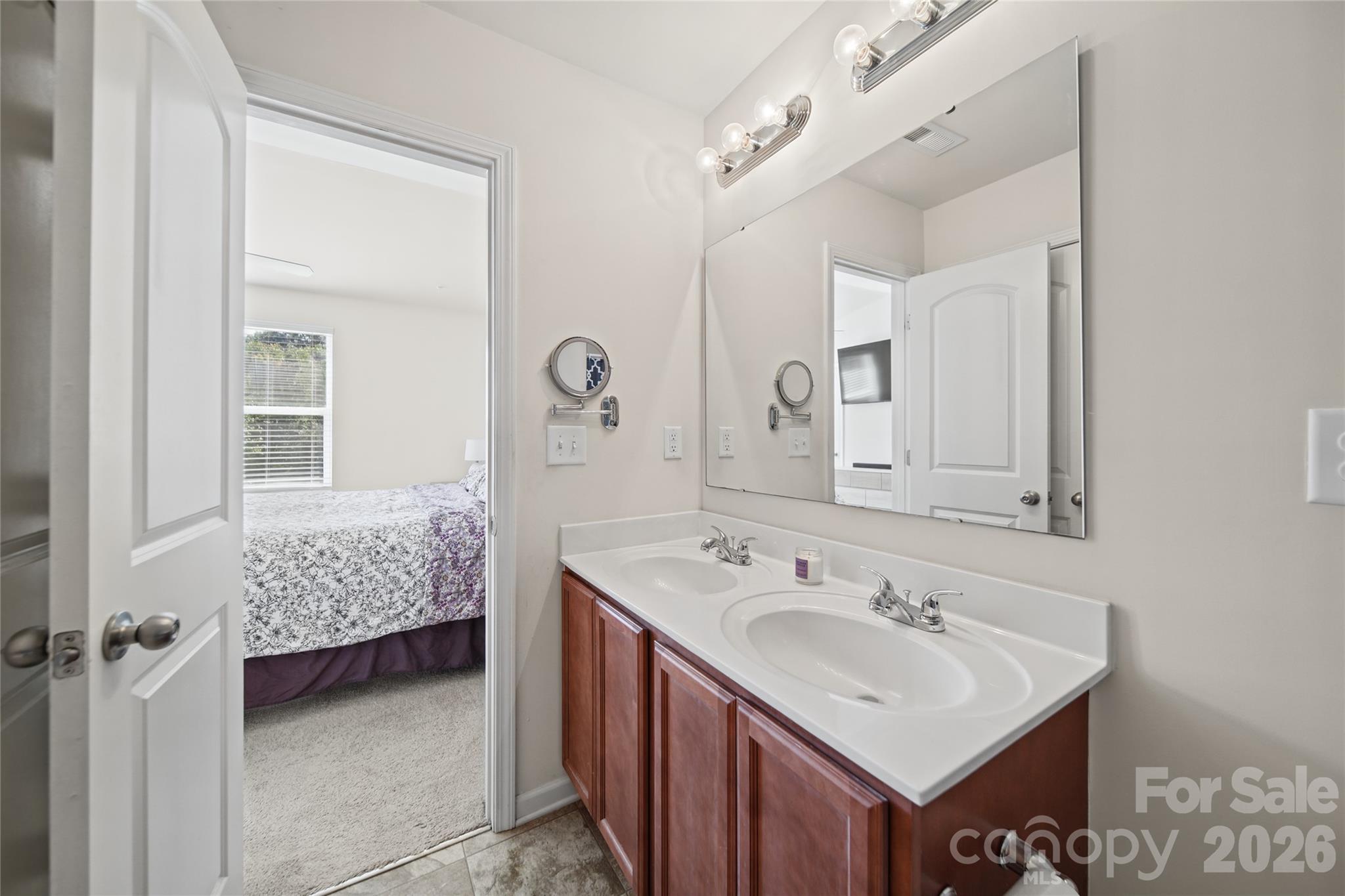 4907 Potter Road Property Photo 20