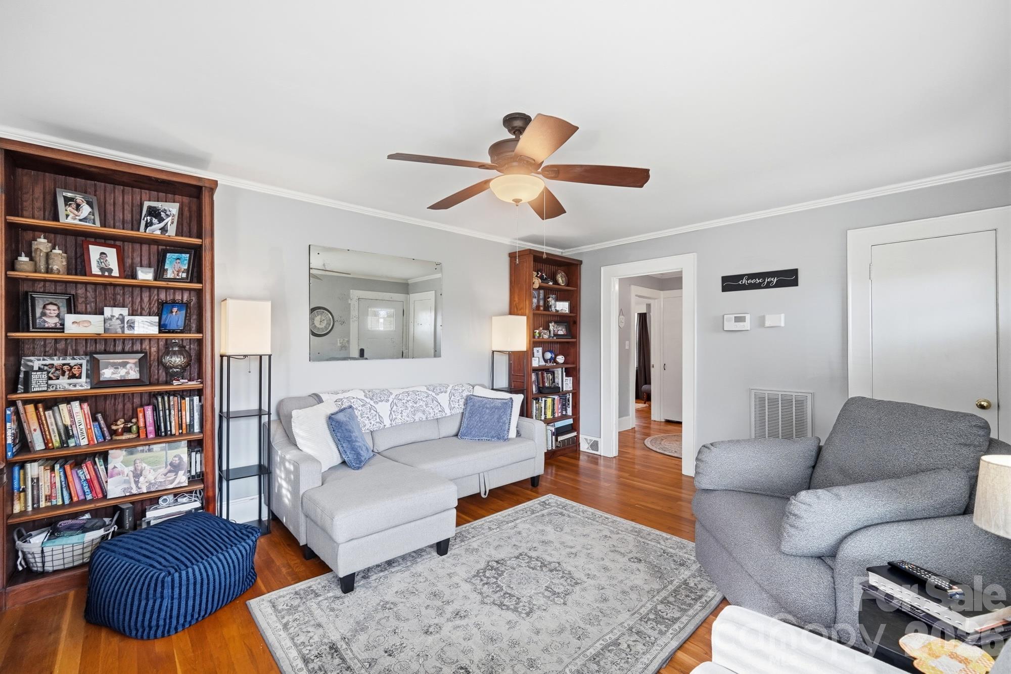 705 Deaton Street Property Photo 6