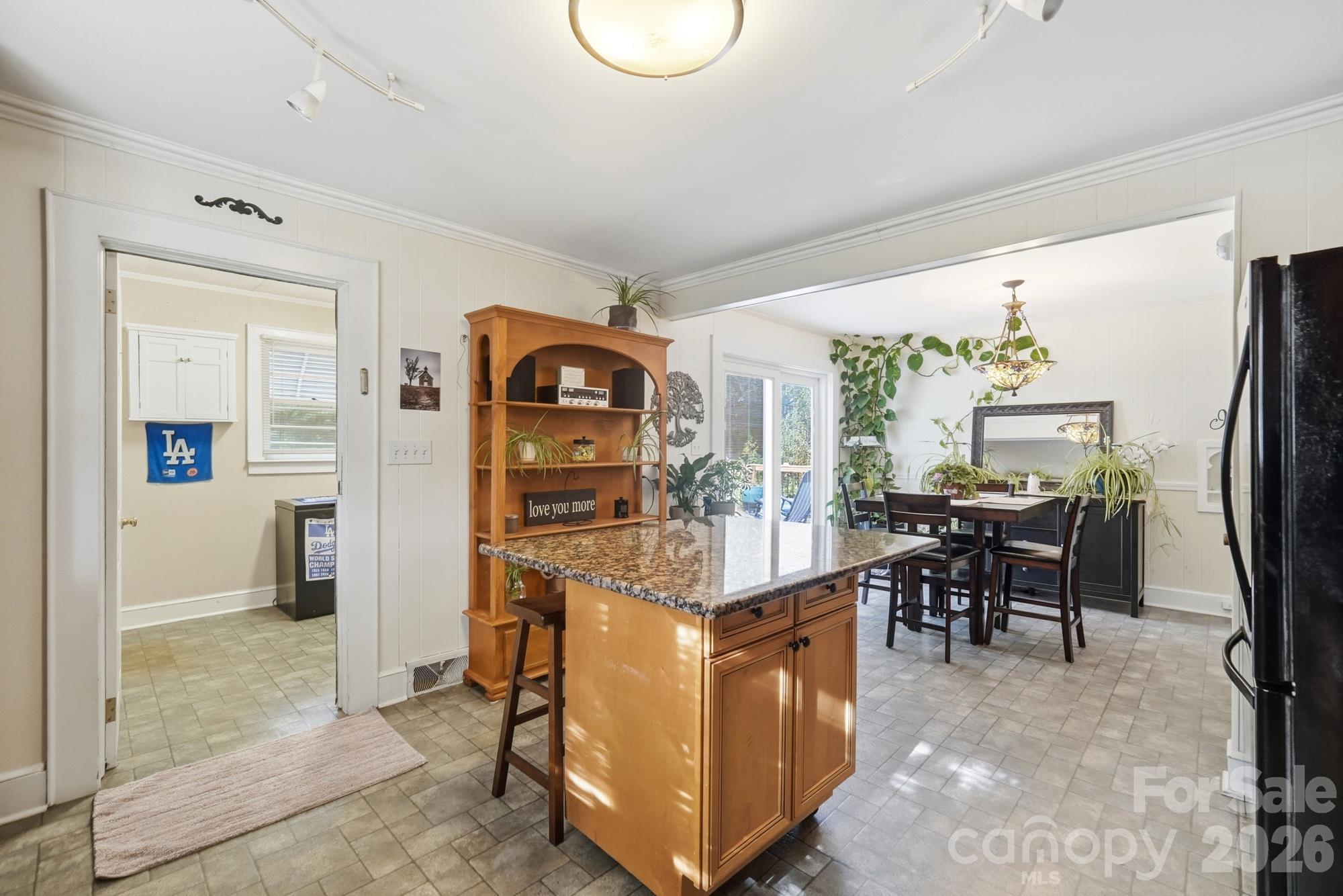 705 Deaton Street Property Photo 14