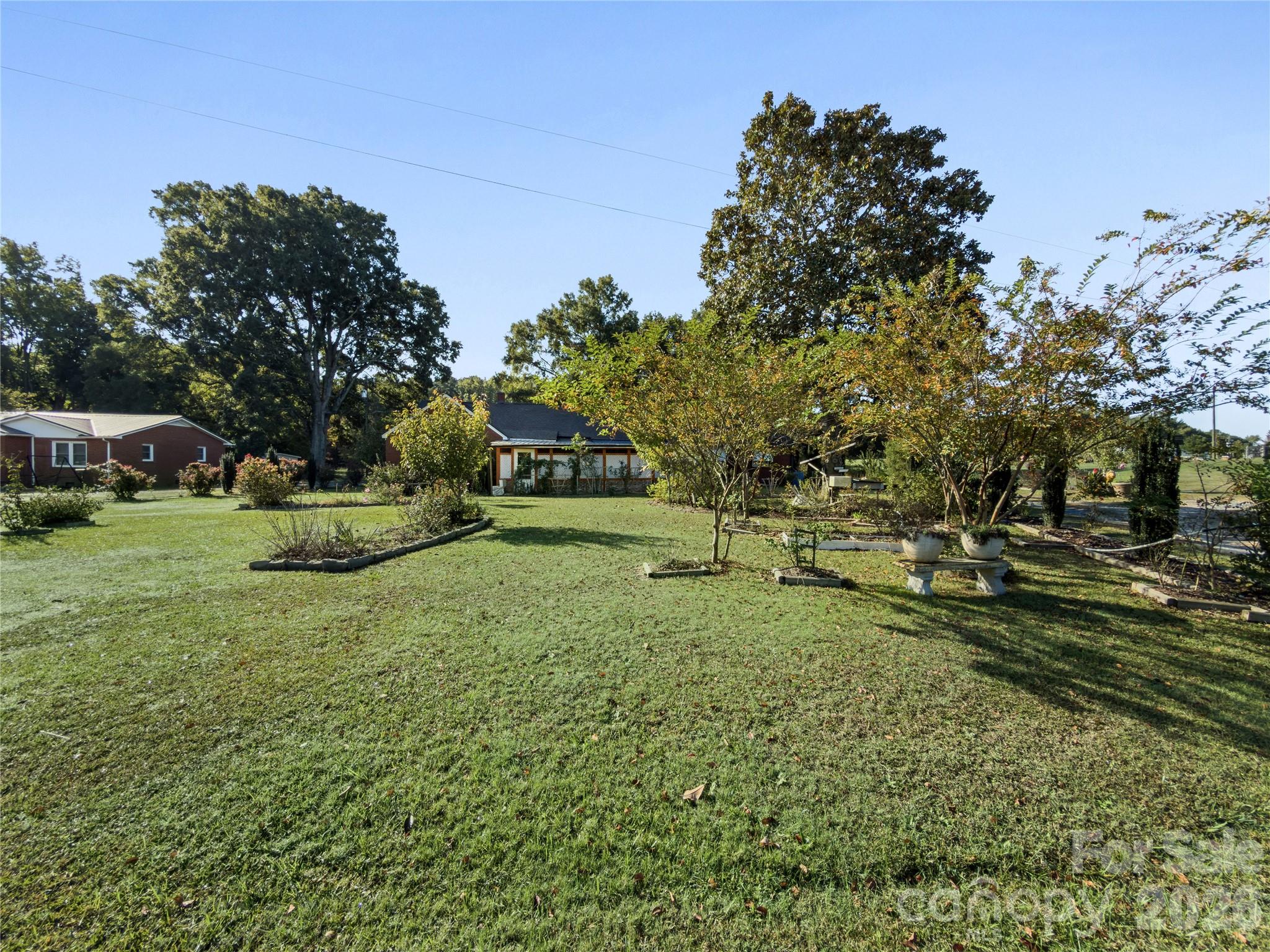 2340 E Nc 24/27 Road Property Photo 9