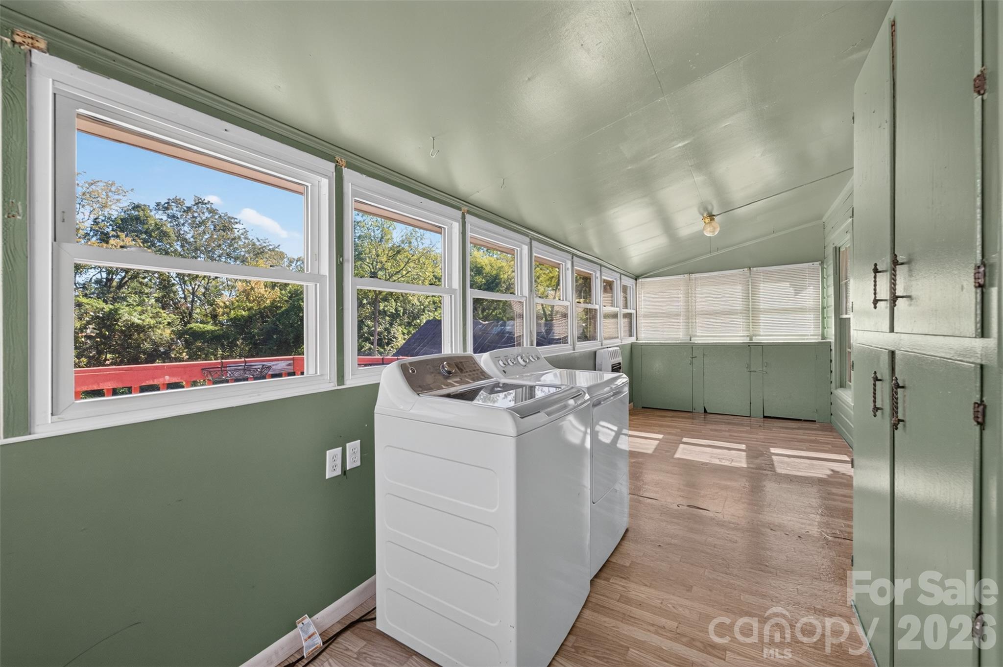 115 Spa Street Property Photo 23