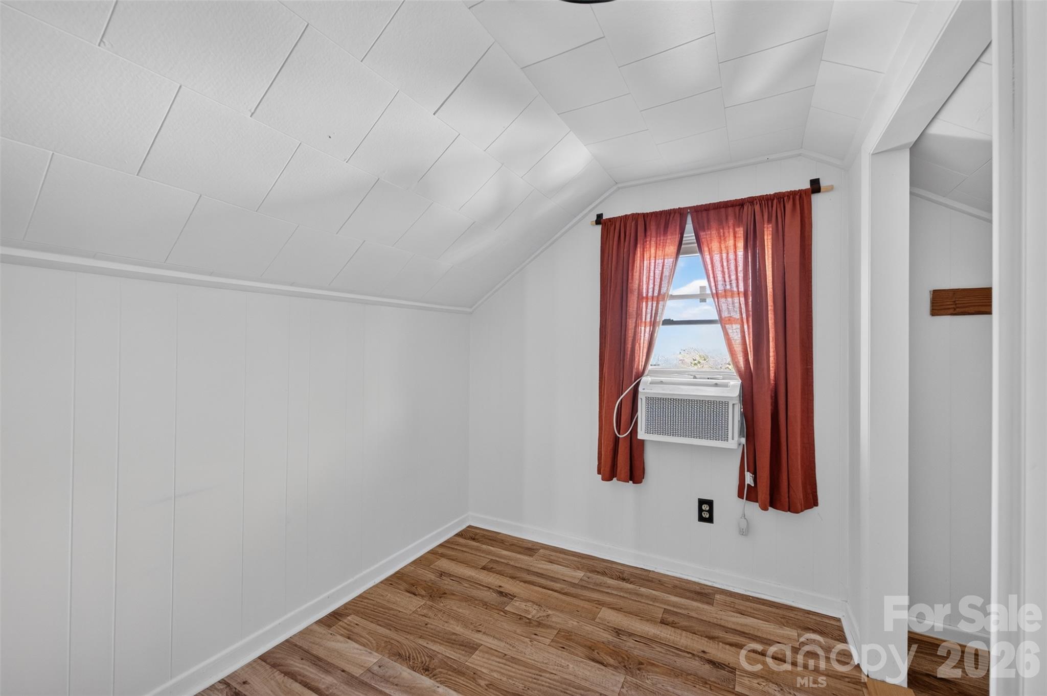 115 Spa Street Property Photo 36