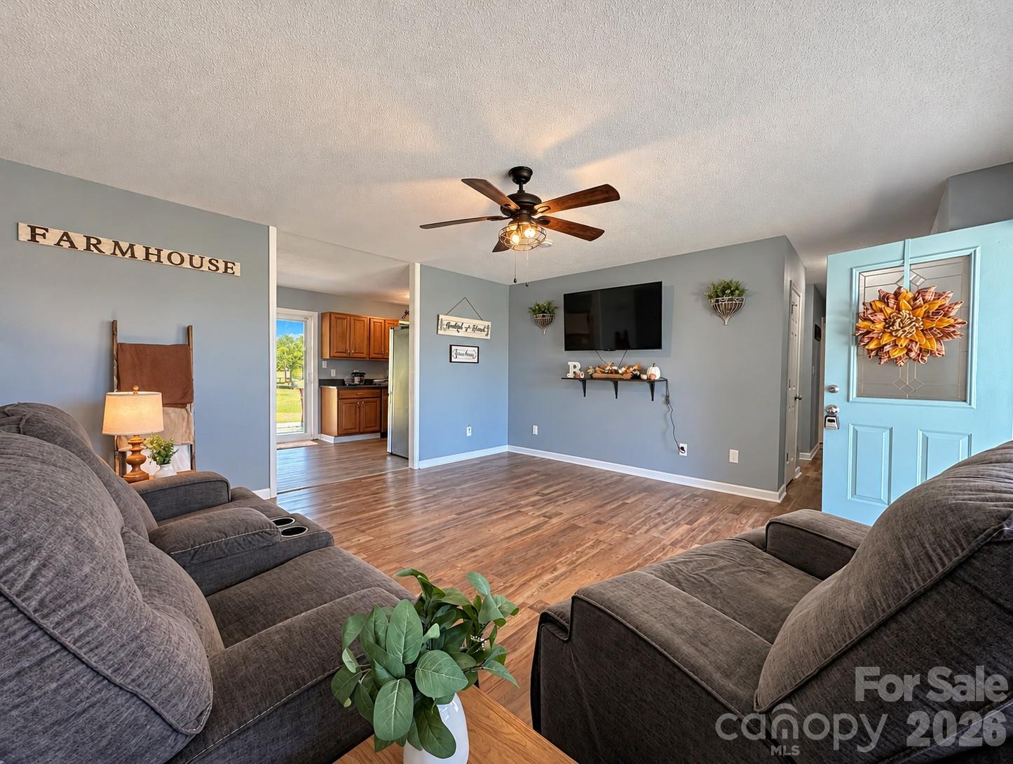 3974 Northernmistic Drive Property Photo 4