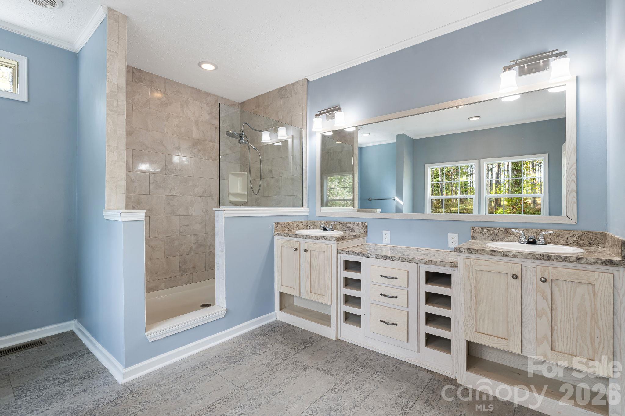 17 Berry Hill Road Property Photo 22