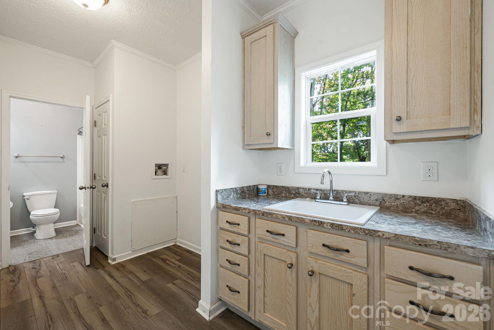 17 Berry Hill Road Property Photo 26