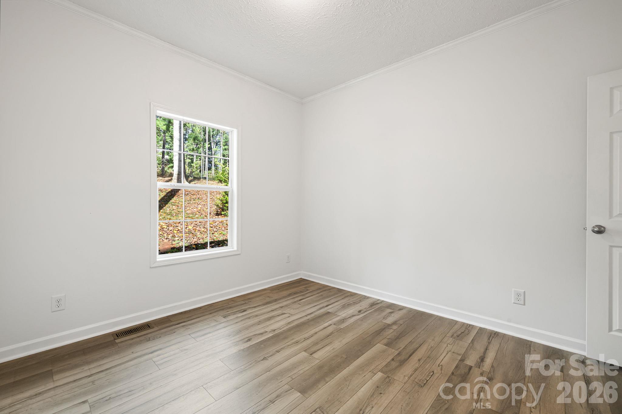 17 Berry Hill Road Property Photo 30