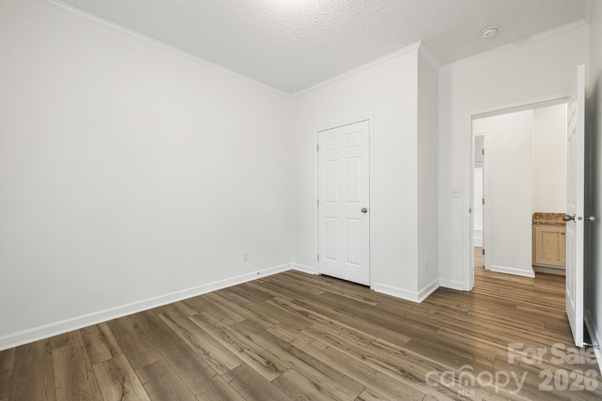 17 Berry Hill Road Property Photo 32