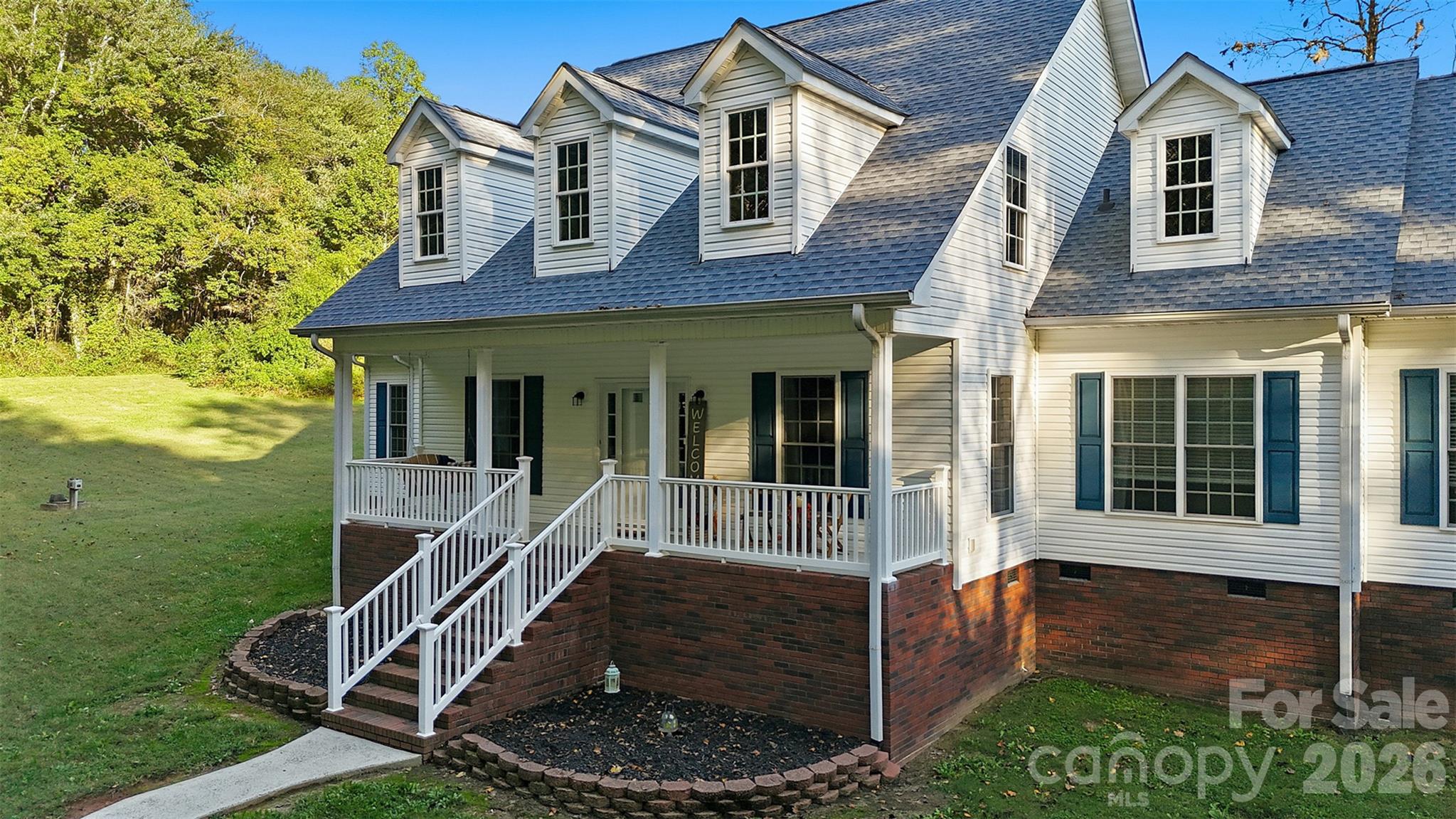 151 Robertson Drive Property Photo 3