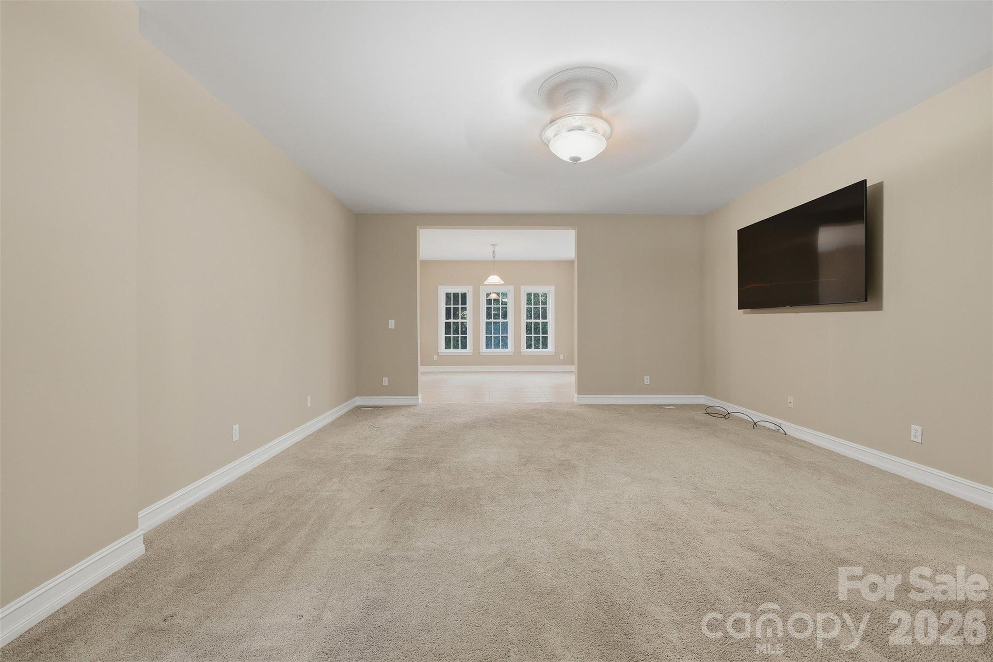 151 Robertson Drive Property Photo 5