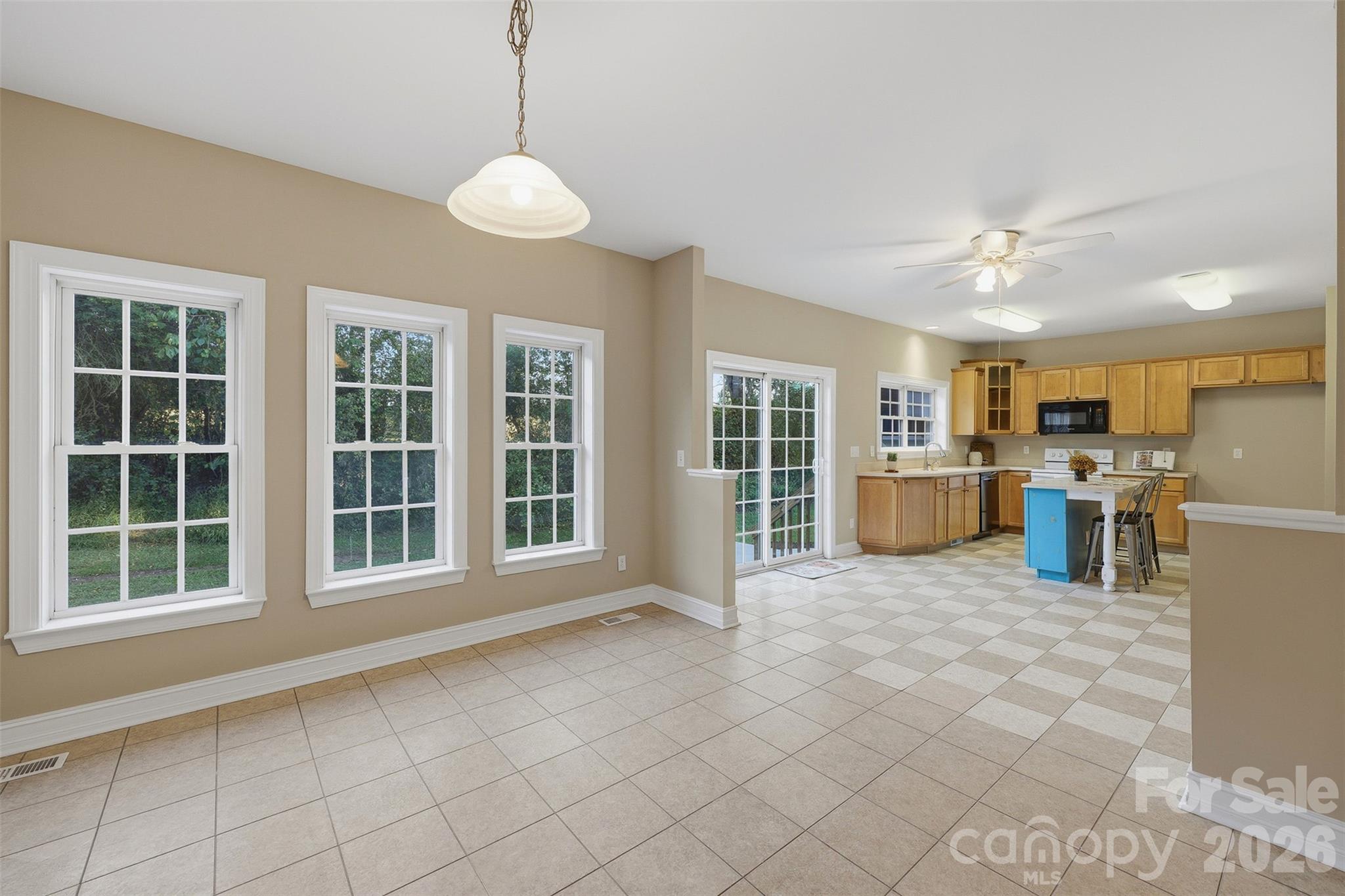 151 Robertson Drive Property Photo 10