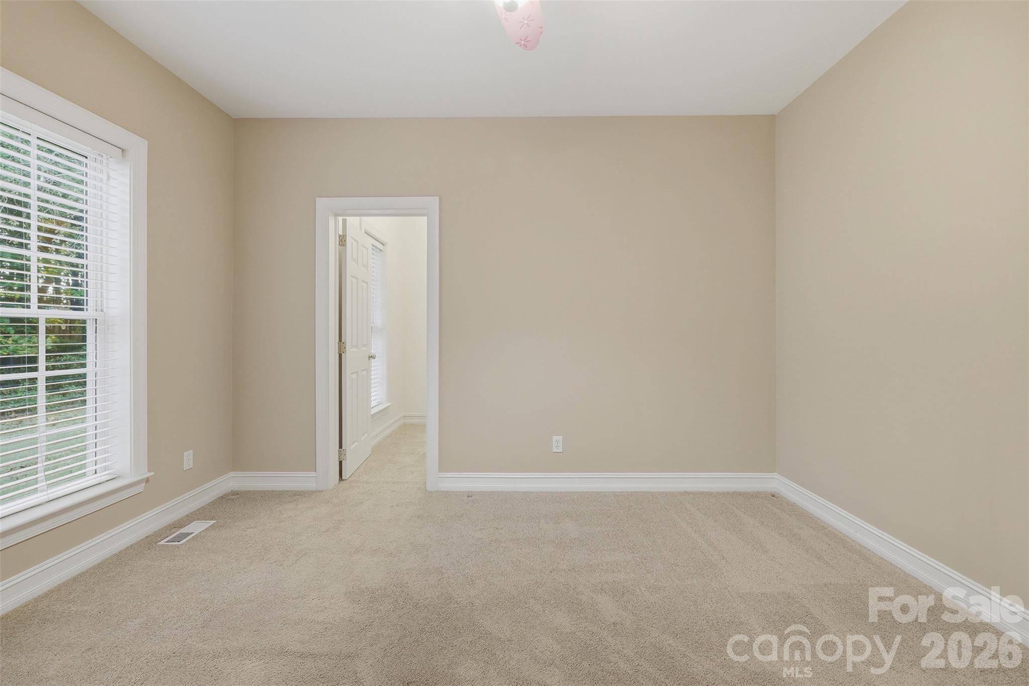 151 Robertson Drive Property Photo 16