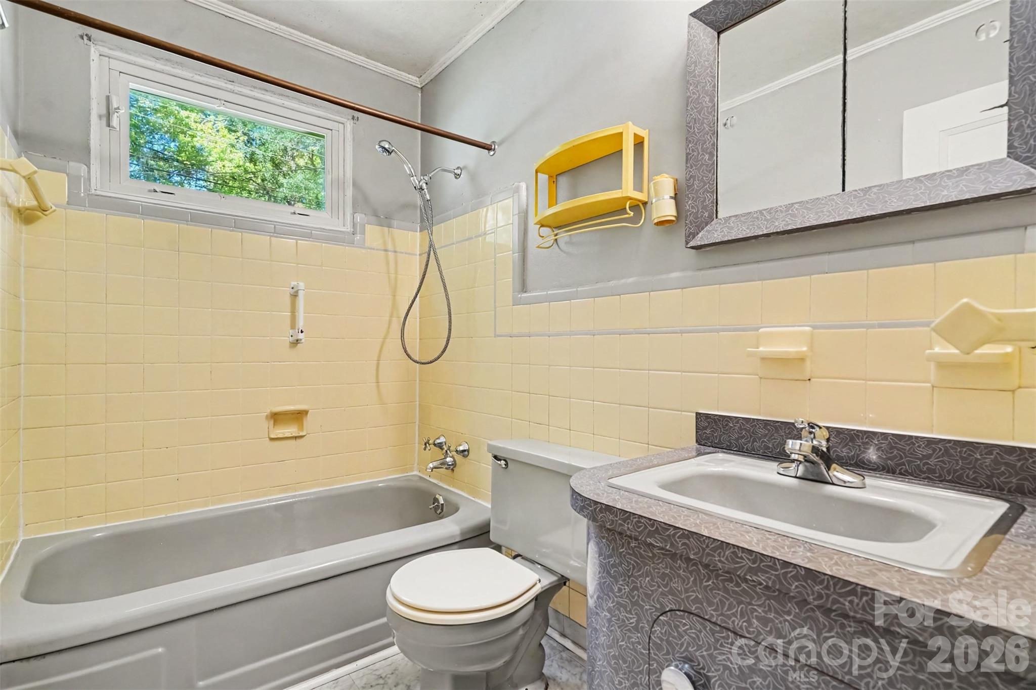 708 Montford Drive Property Photo 17