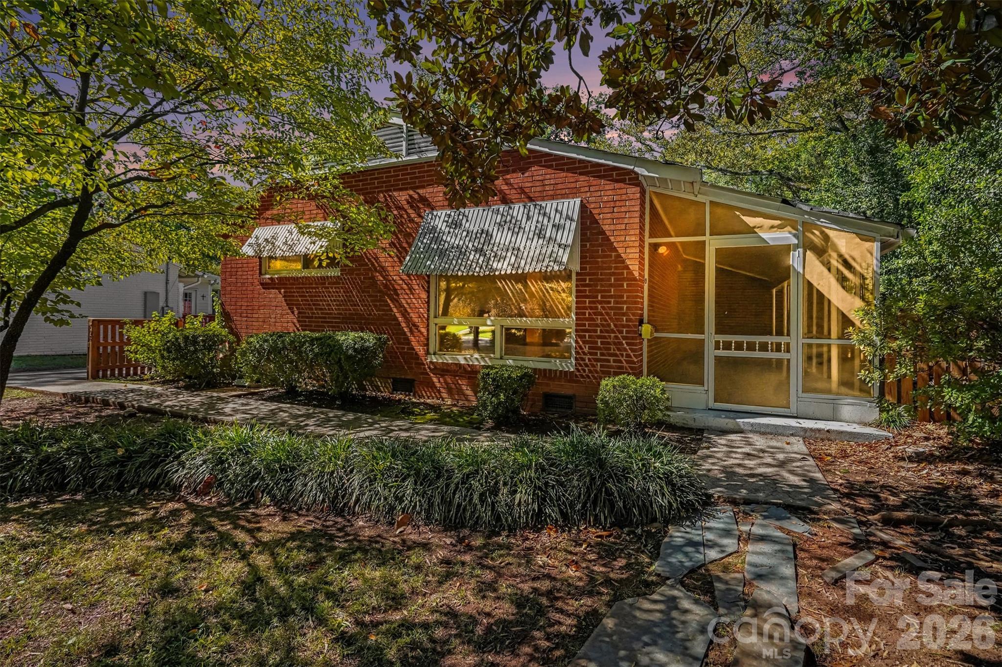 708 Montford Drive Property Photo 20