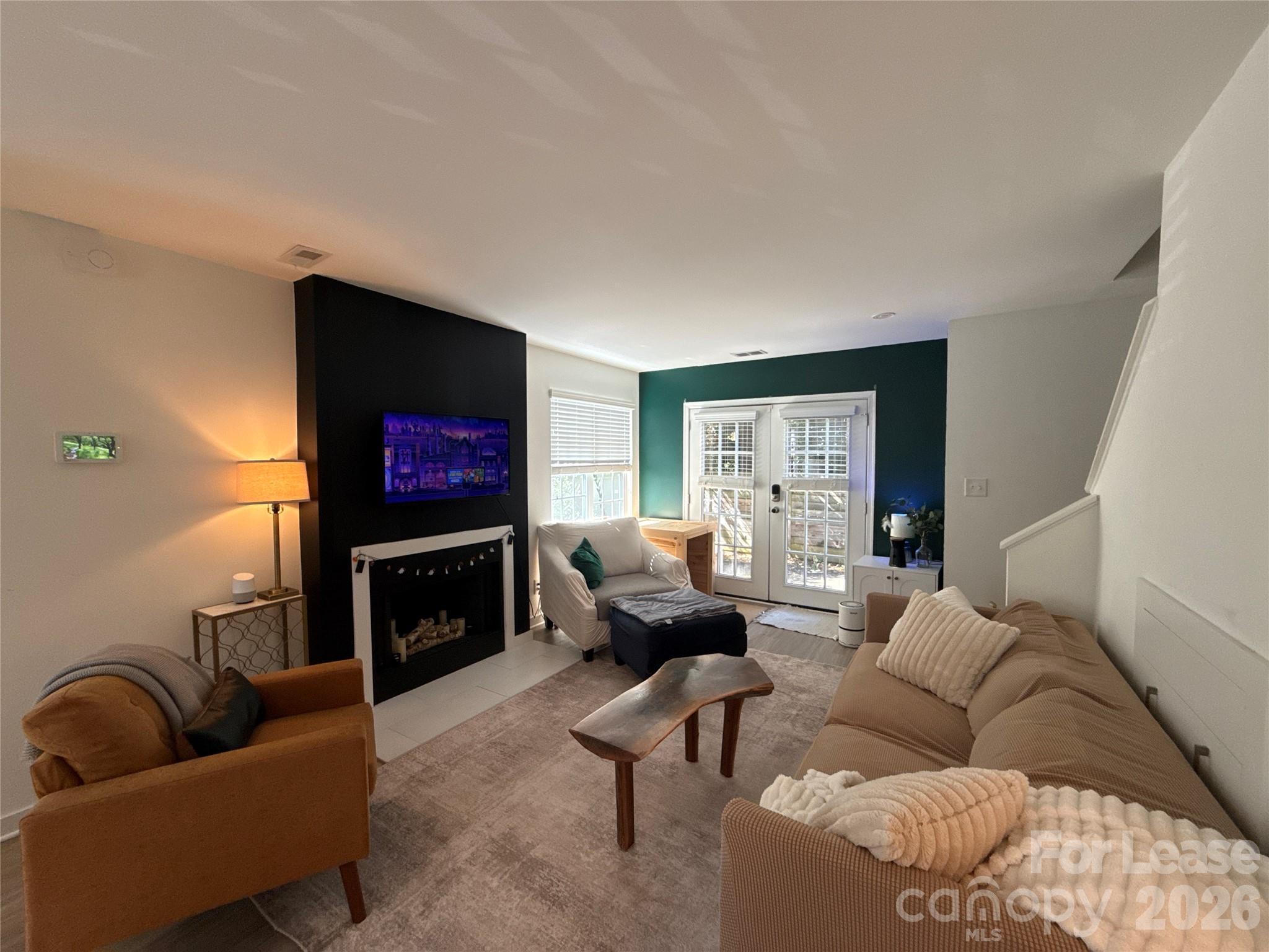 1517 Briar Creek Road A Property Photo 3