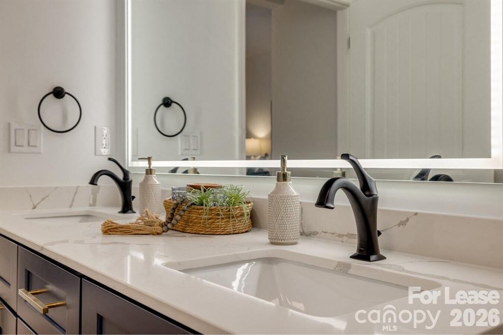 12620 Toscana Way B3 Property Photo 12