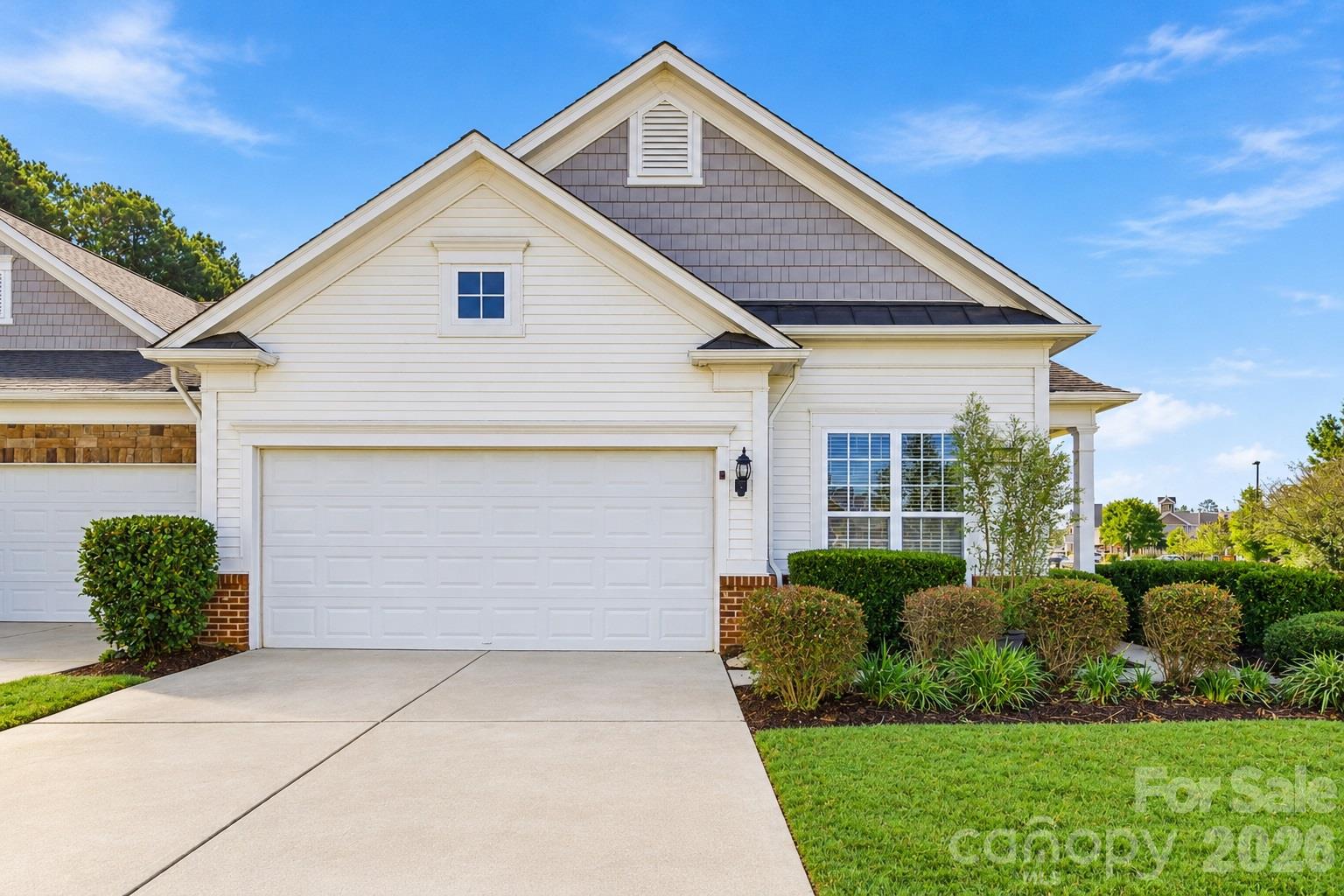 2047 Sweetleaf Drive Property Photo 1