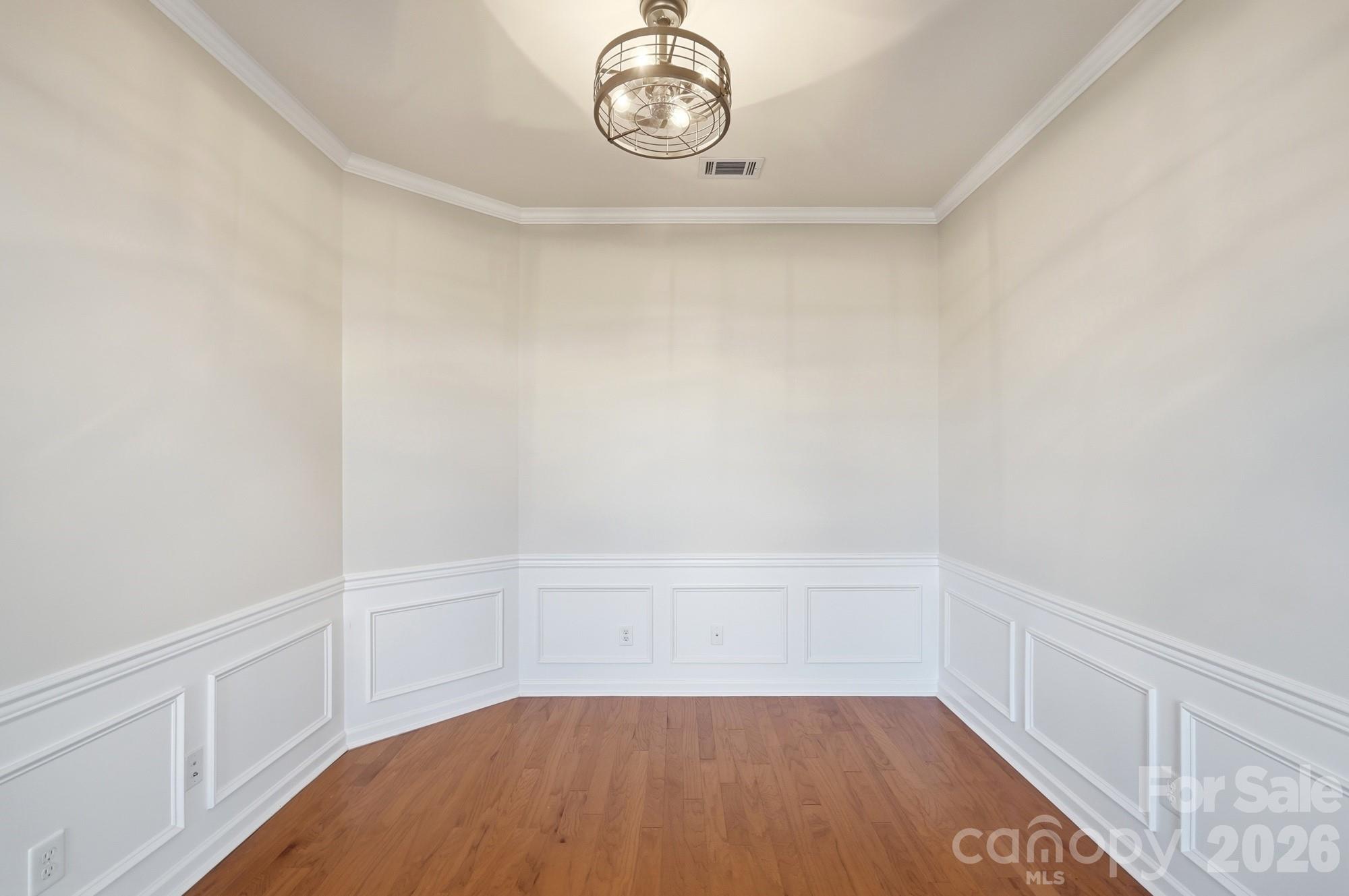 2047 Sweetleaf Drive Property Photo 4