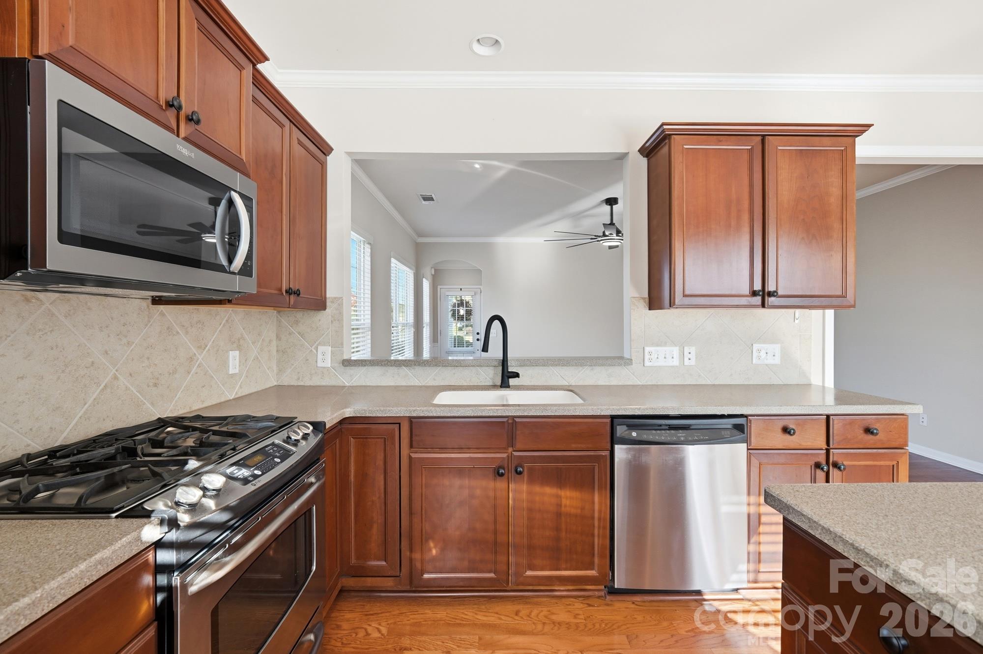 2047 Sweetleaf Drive Property Photo 14