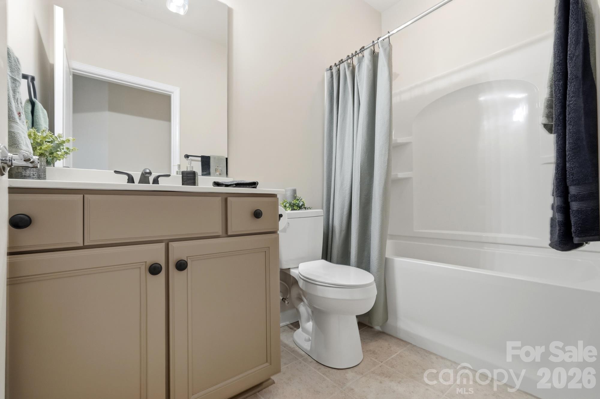 2047 Sweetleaf Drive Property Photo 22