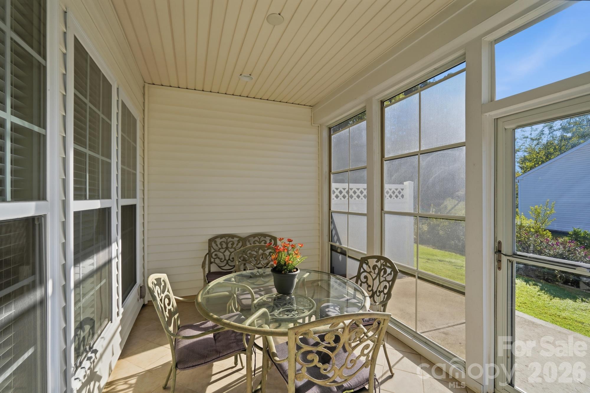 2047 Sweetleaf Drive Property Photo 24