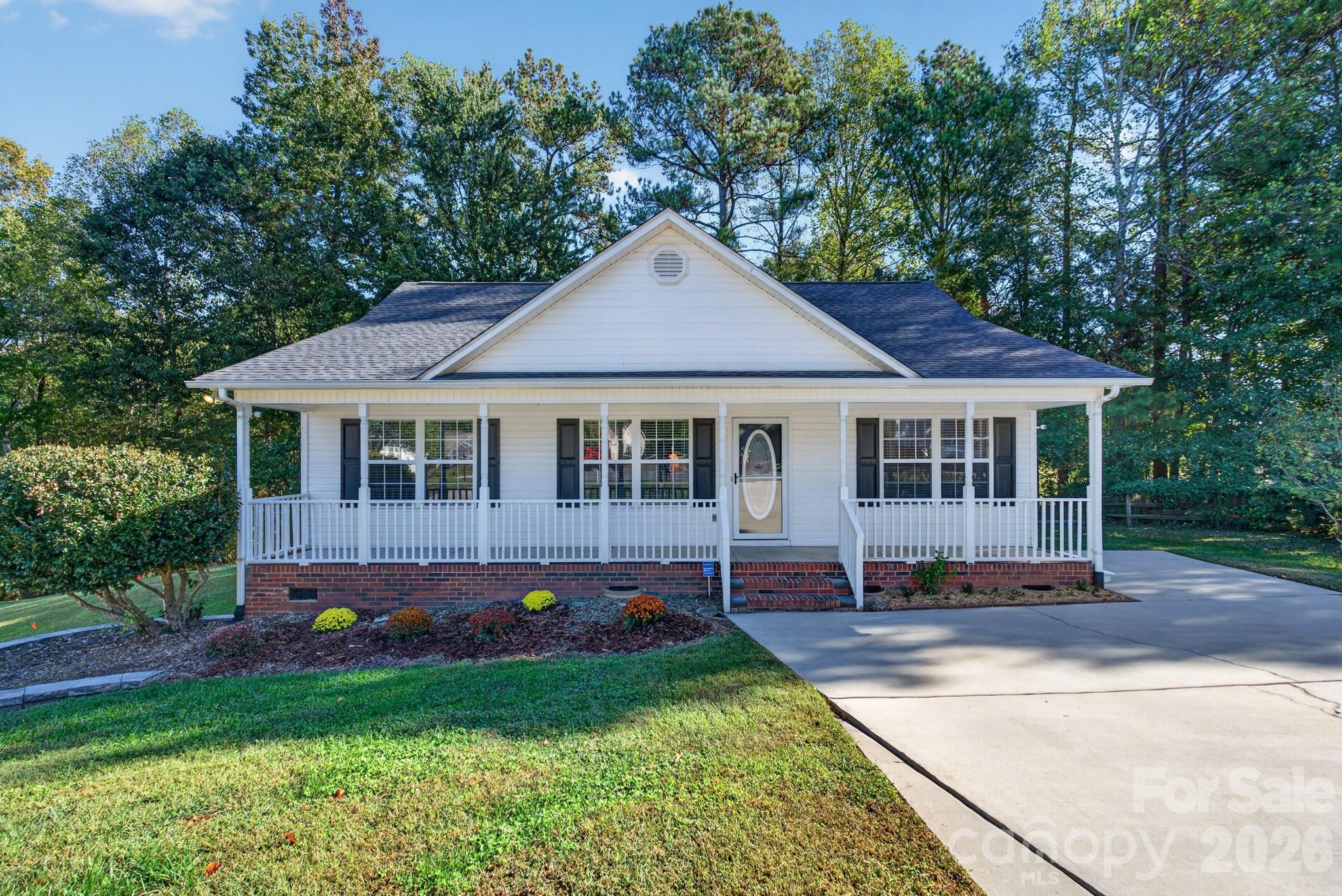 702 Painted Lady Court Property Photo 1