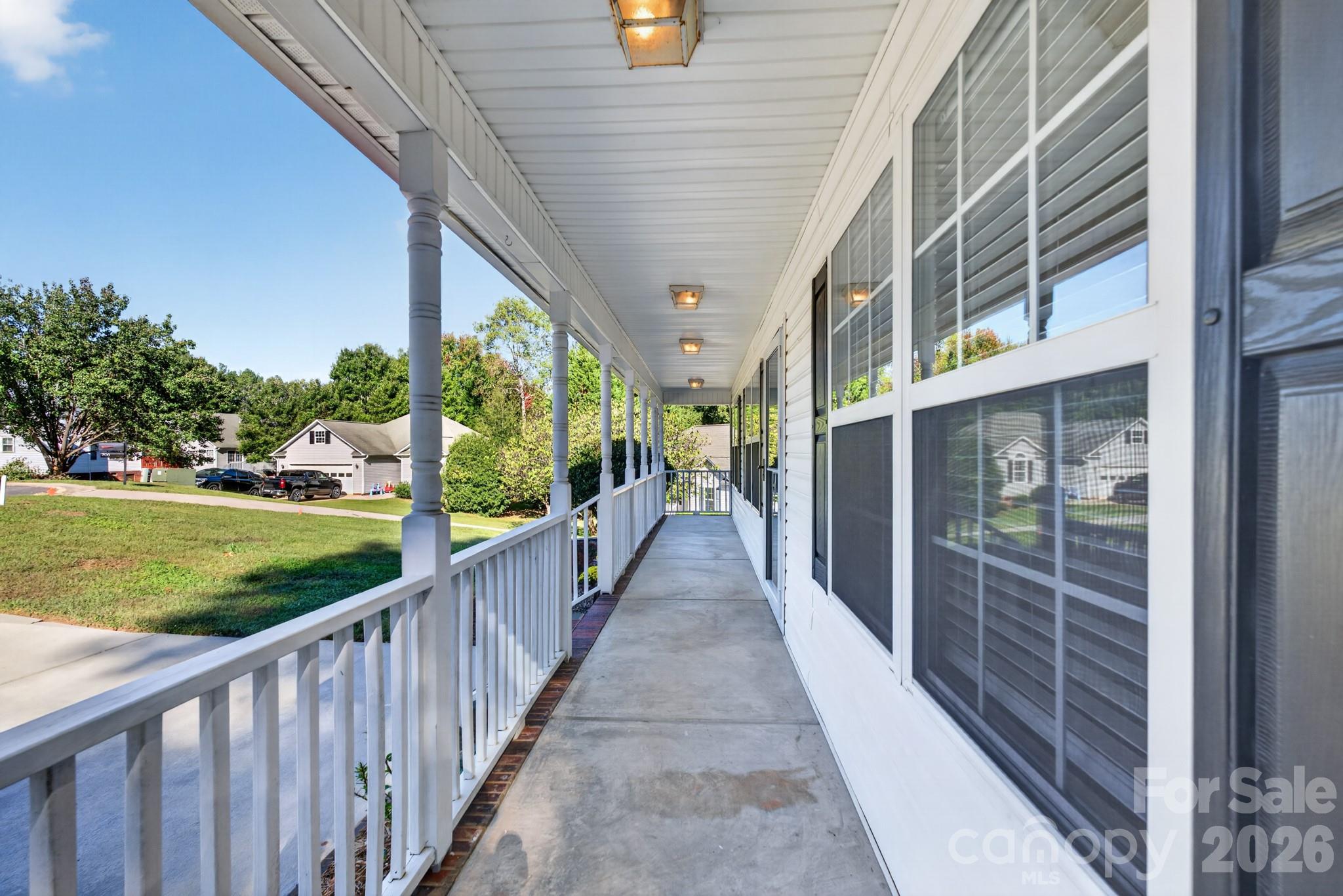 702 Painted Lady Court Property Photo 5