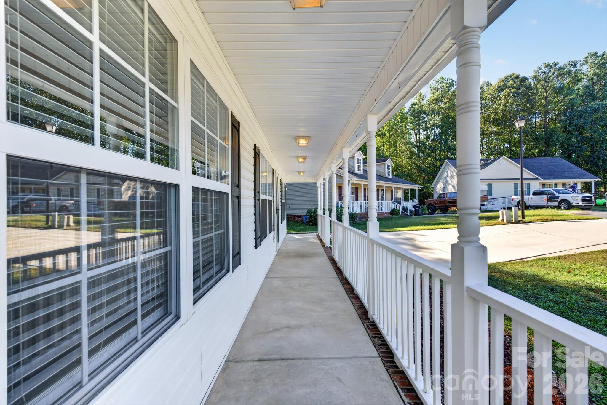 702 Painted Lady Court Property Photo 6