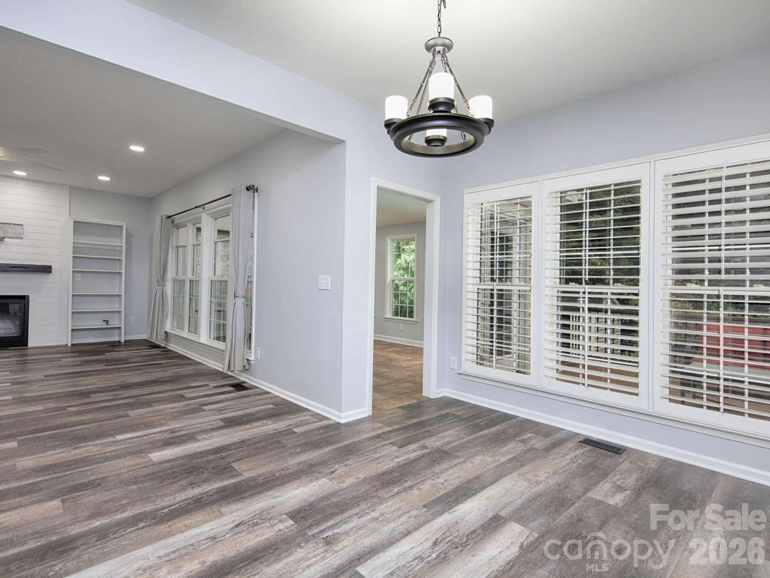 166 Laurel Glen Drive Property Photo 10