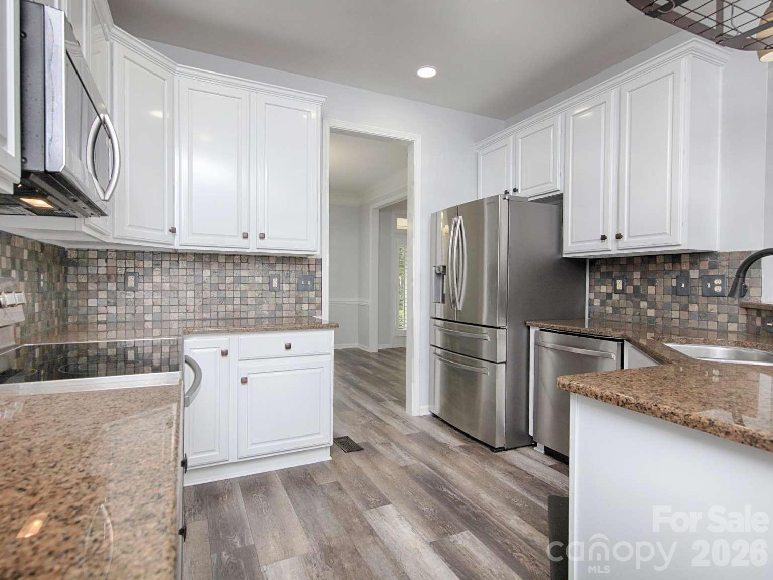 166 Laurel Glen Drive Property Photo 15