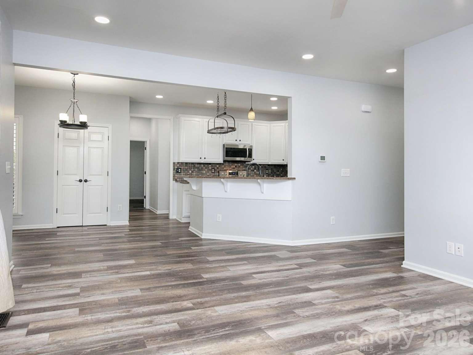 166 Laurel Glen Drive Property Photo 16