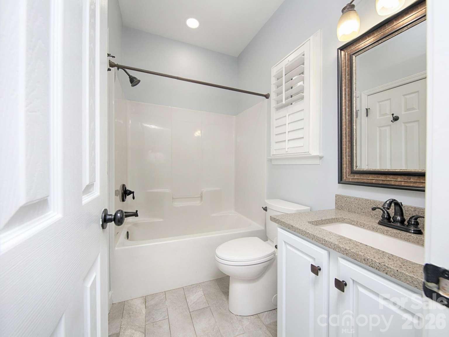 166 Laurel Glen Drive Property Photo 17