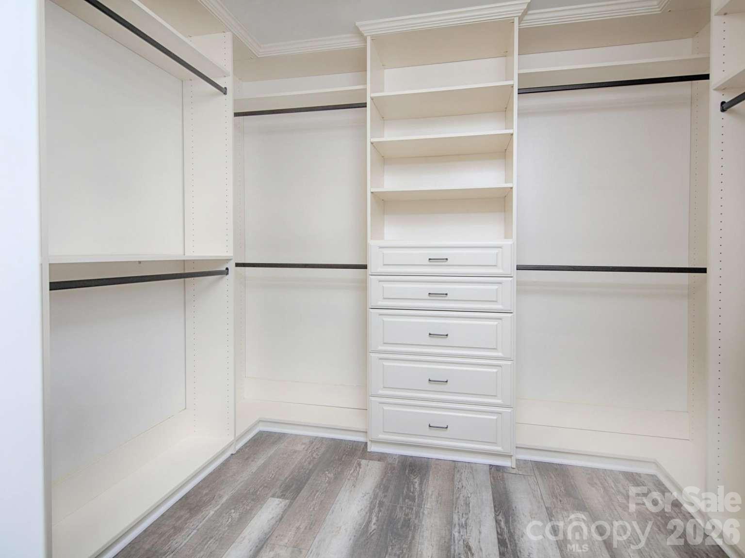 166 Laurel Glen Drive Property Photo 32