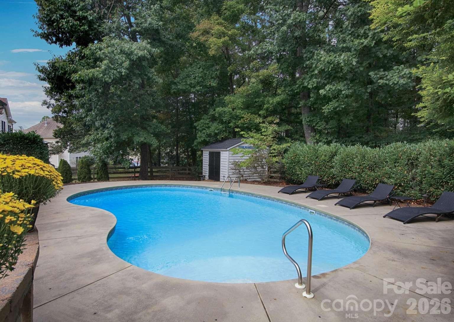 166 Laurel Glen Drive Property Photo 35