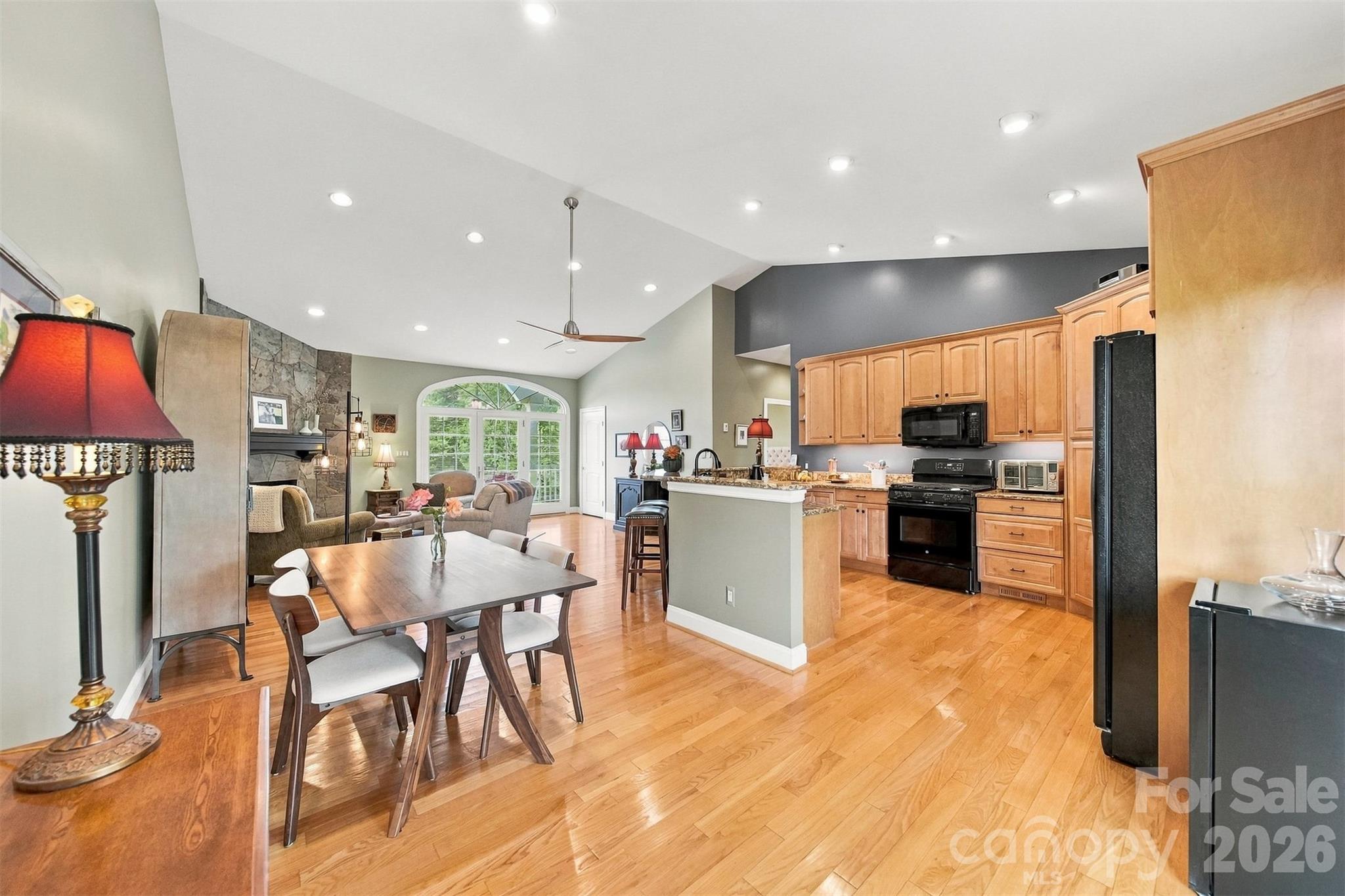 2481 Genes Loop Property Photo 9