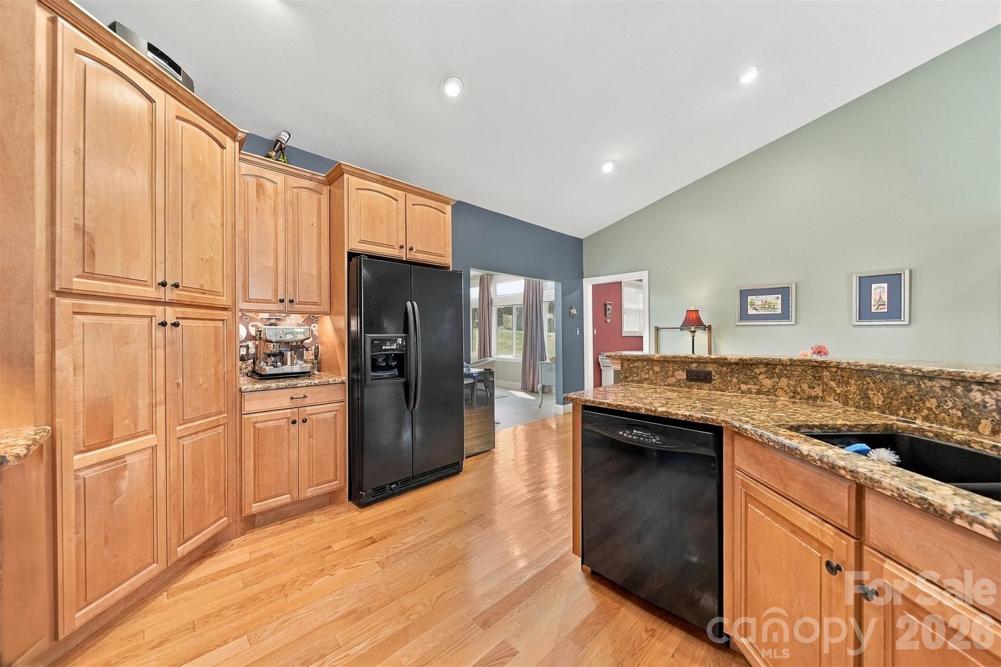 2481 Genes Loop Property Photo 10