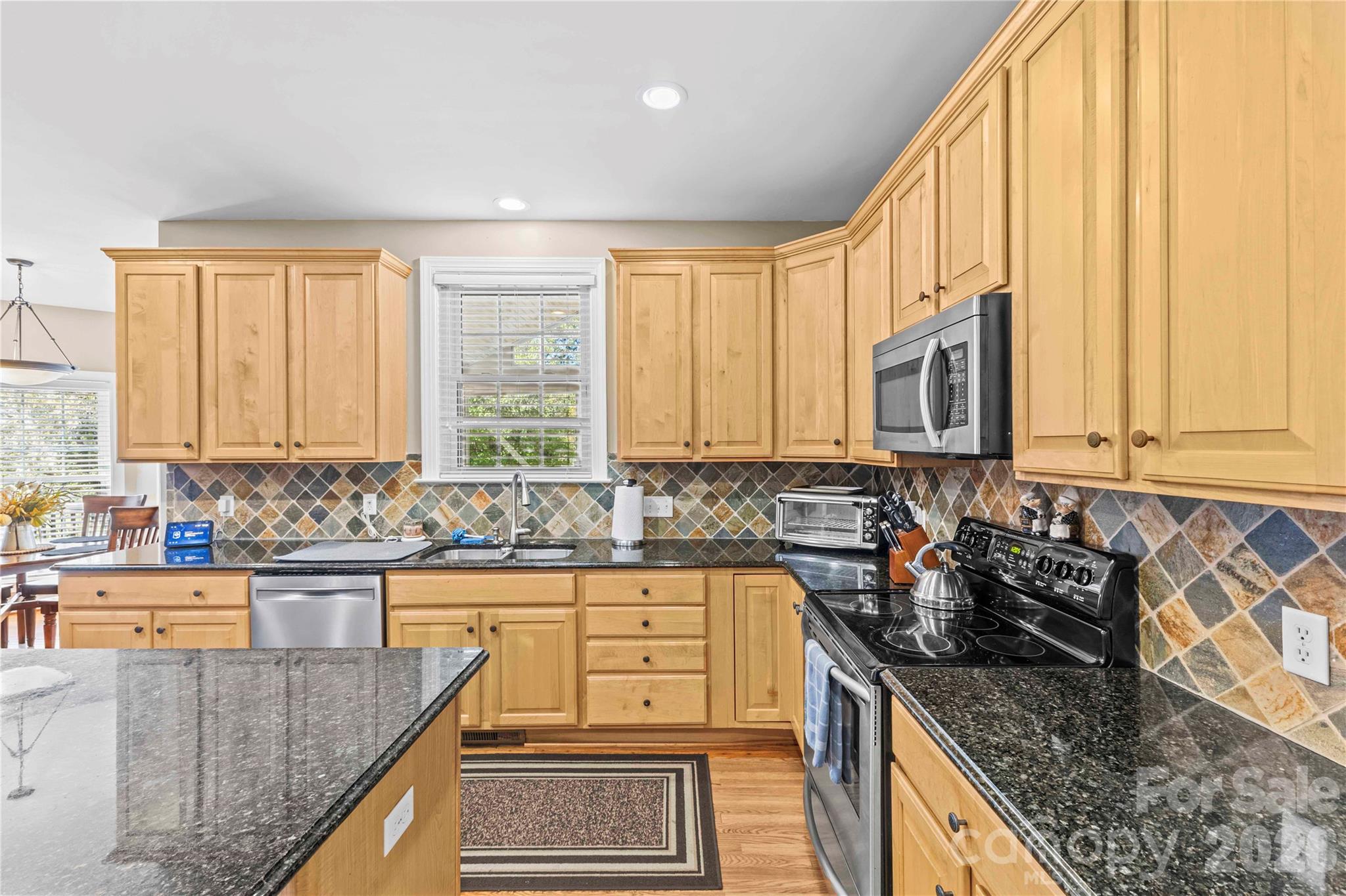 9648 Cockerham Lane Property Photo 14