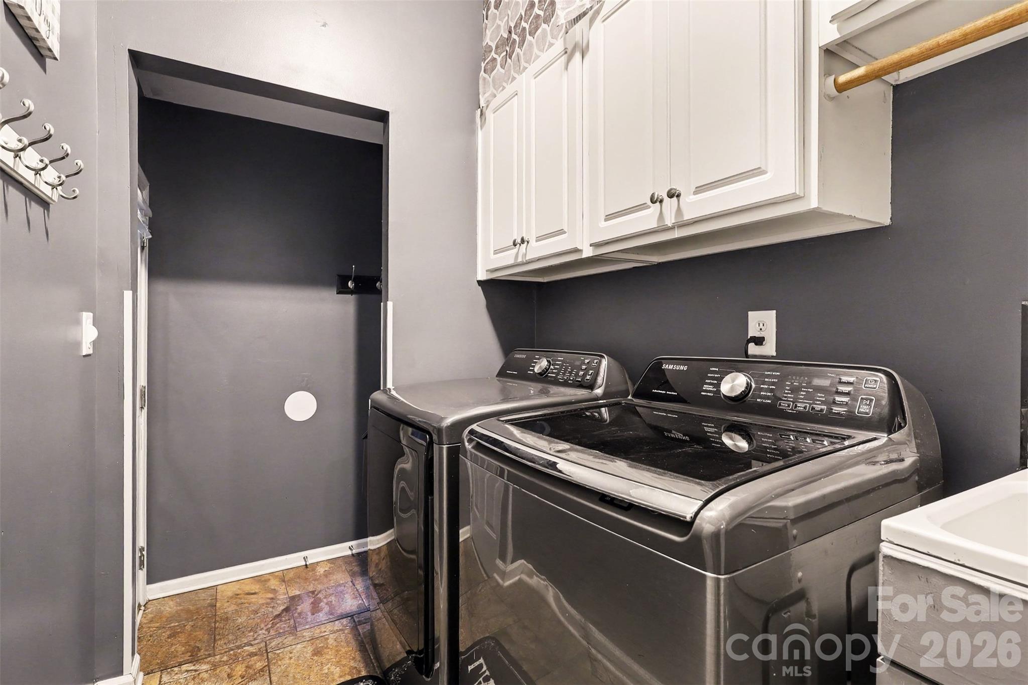 5221 Turkey Oak Drive Property Photo 19