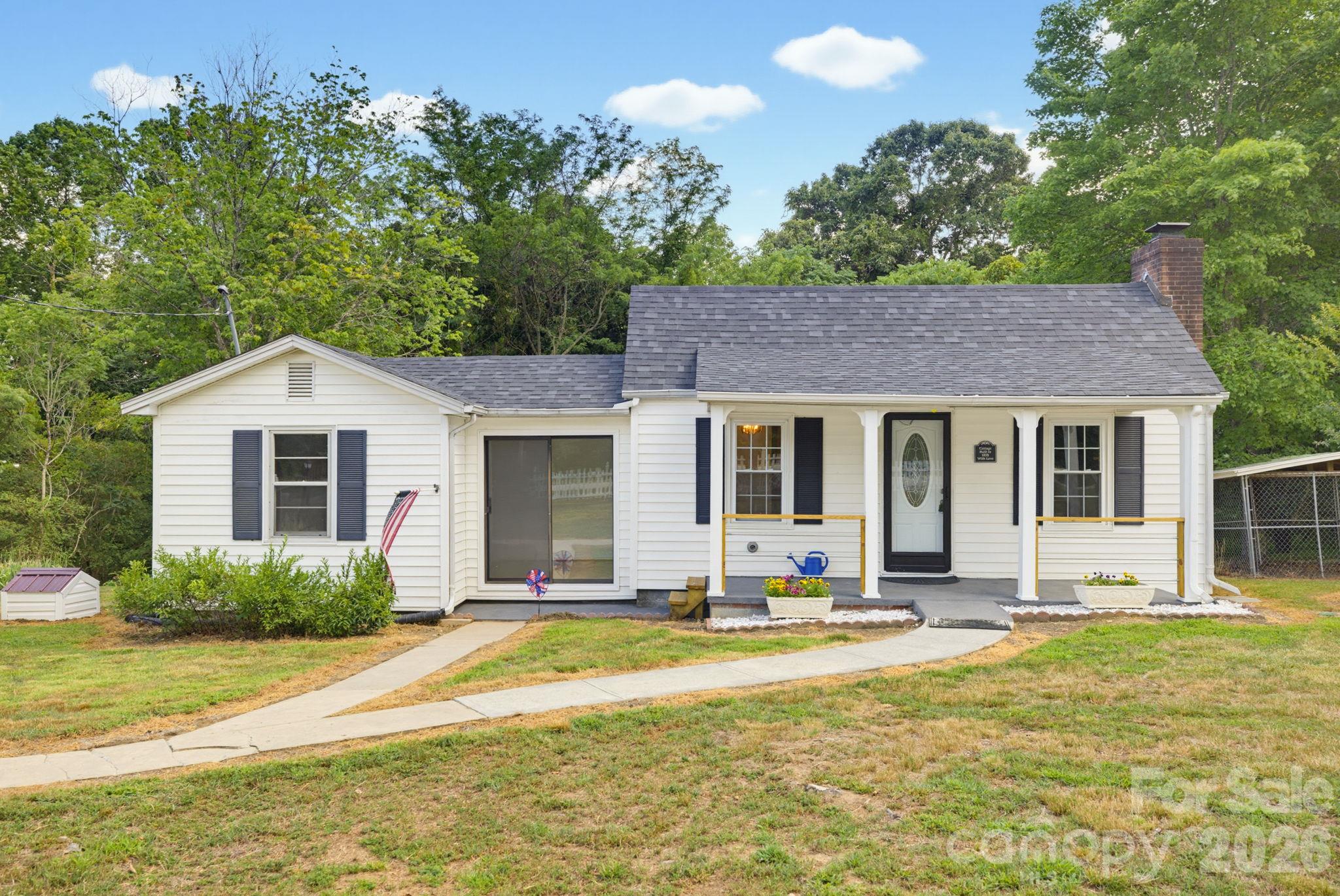 2682 Anglin Mill Road Property Photo 1
