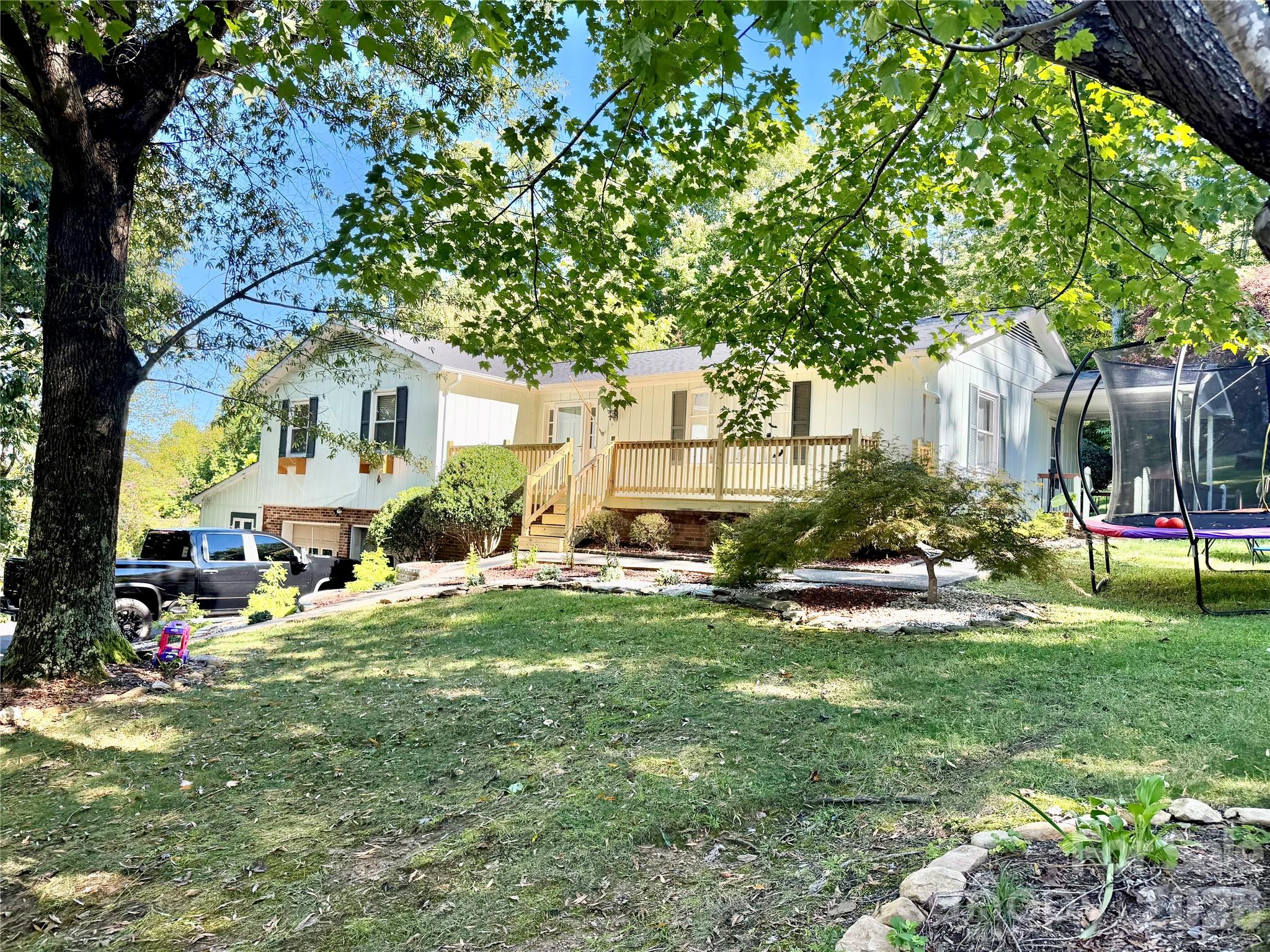1364 Lithia Springs Road Property Photo 1