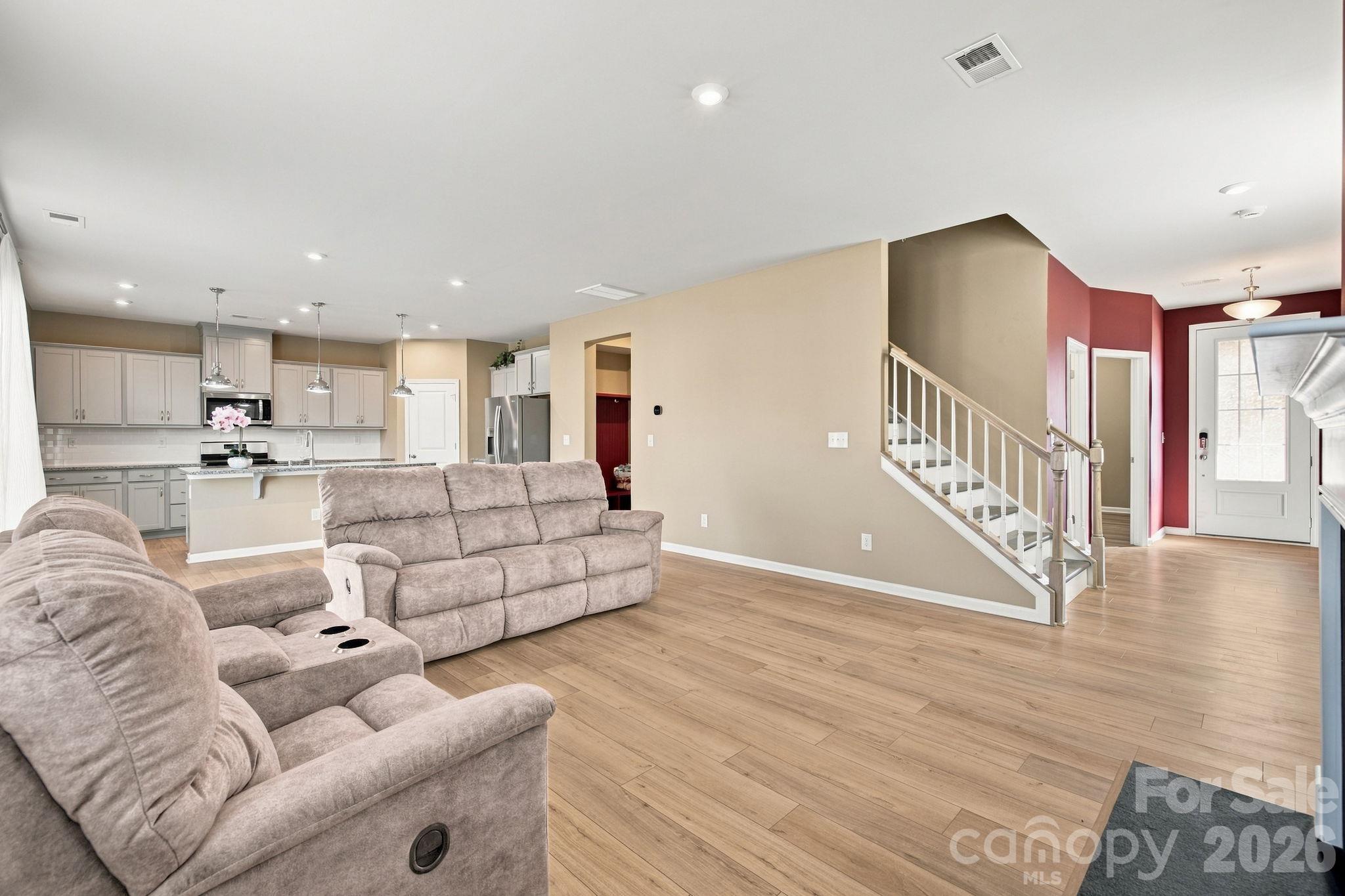 2538 Tillman Street Property Photo 8